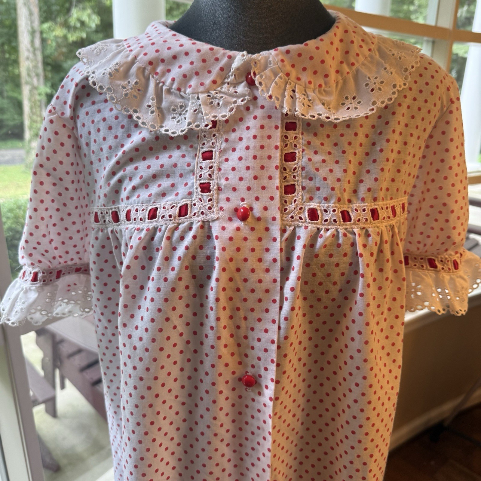 Vintage Chore Dress House Coat Red Polka Dot Lace polka dot Granny Core Sz M