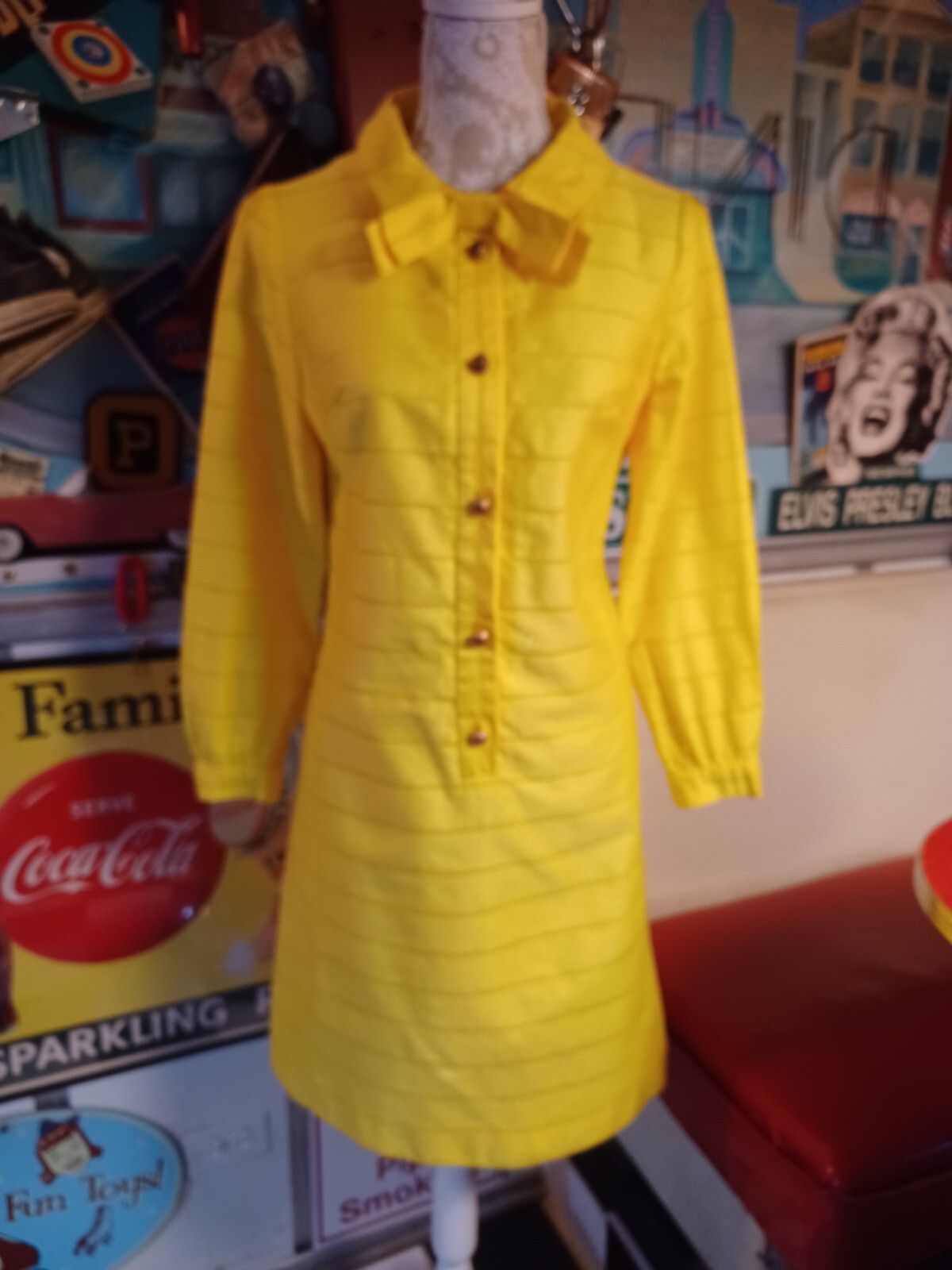True Vintage Mid-century 1960s Lemon Yellow Mod Dress UNION LABEL Sue Brett MCM