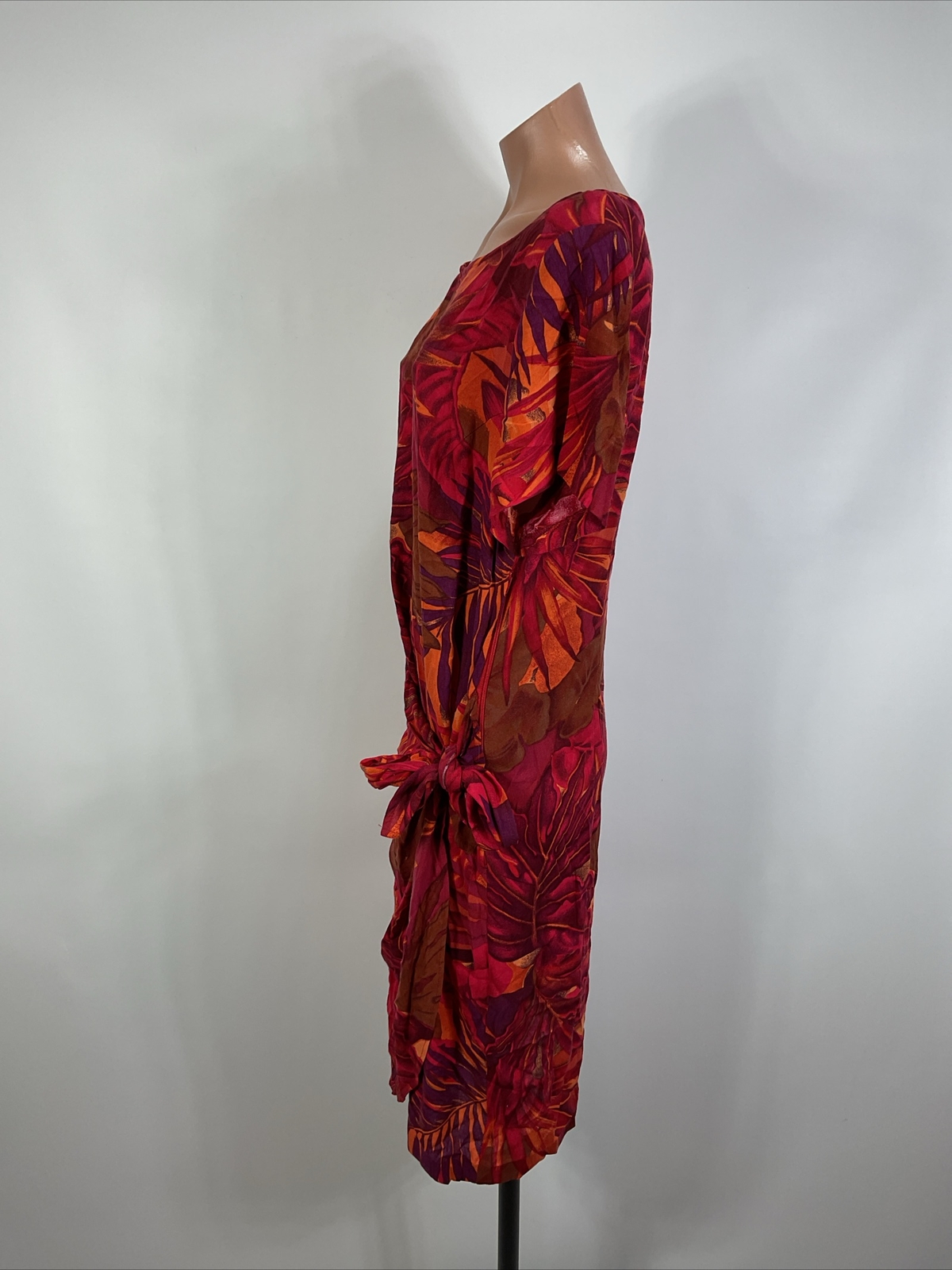 St Tropez West Dress Floral Hawaiian Rayon Linen Wrap Dress Resort VTG 90s Y2K