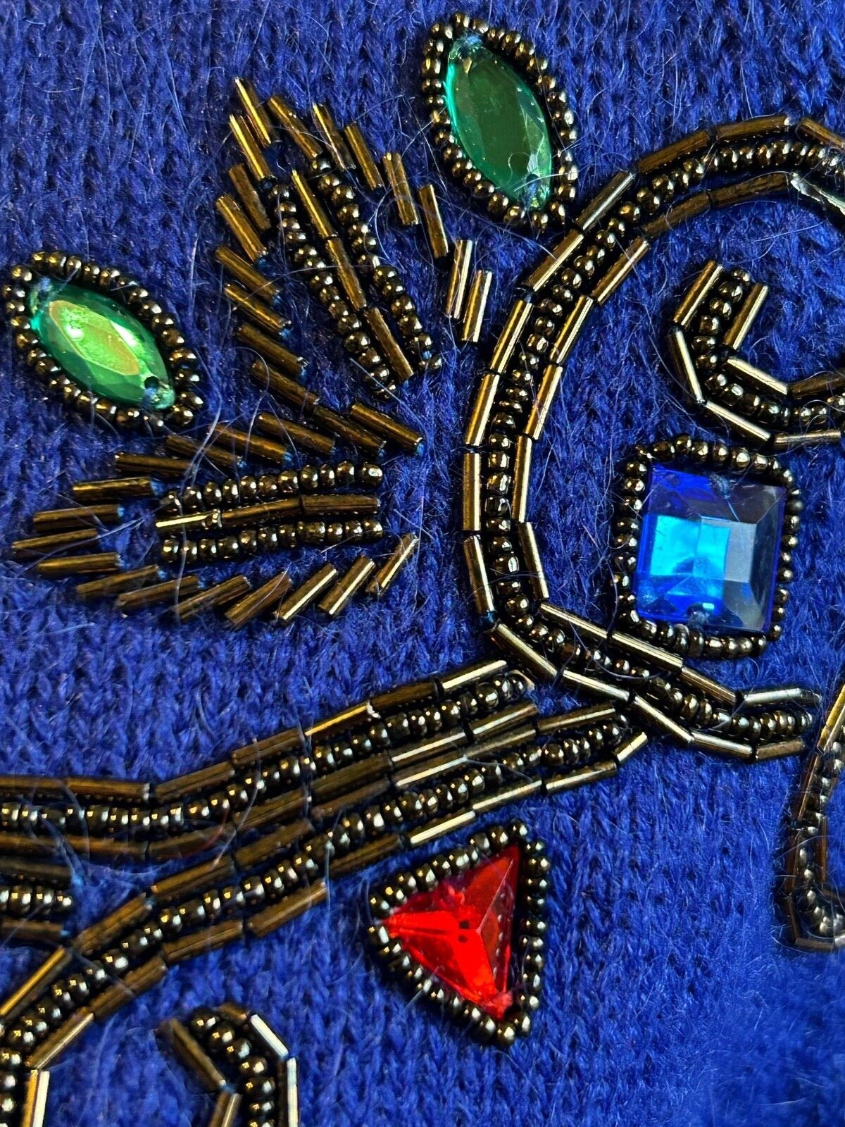 Vintage Carriage Court Women’s Medium Sweater Retro 80s Beaded Rhinestones Royal