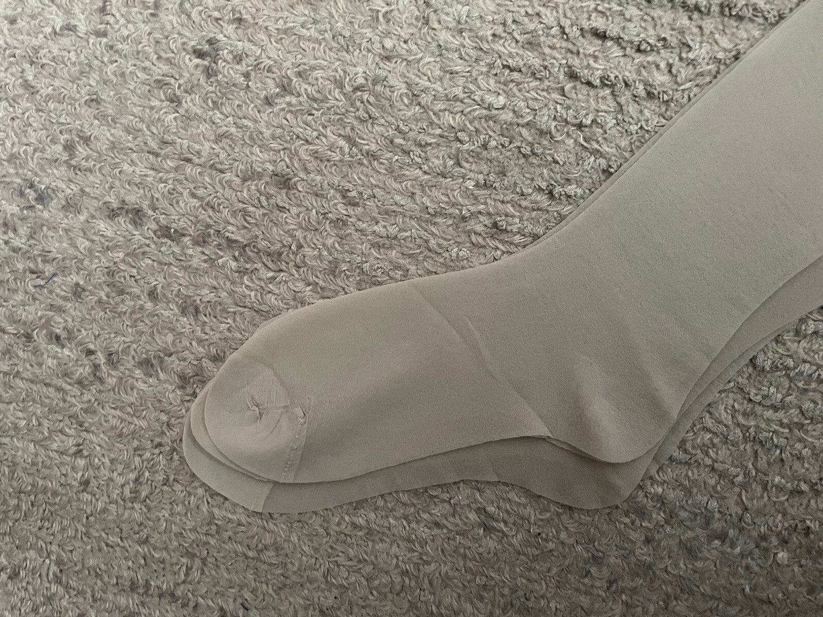 2 Pair Vintage Larkwood garter stockings Mesh 7-7 1/2 Size C Cream