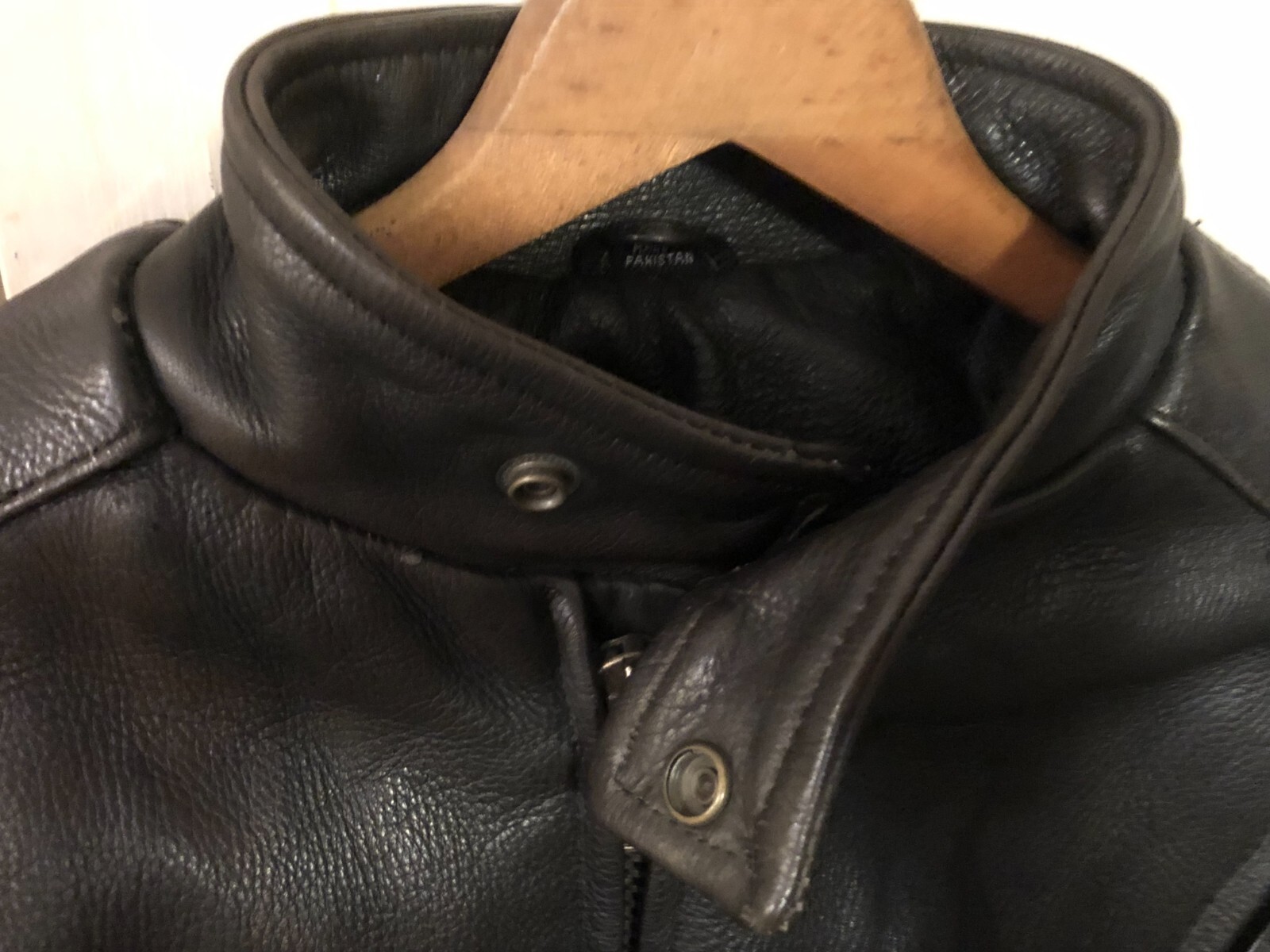 Ladies Leather Coat Size LARGE (UNIK ULTRA)- HEAVY-DUTY – VINTAGE – NICE!!