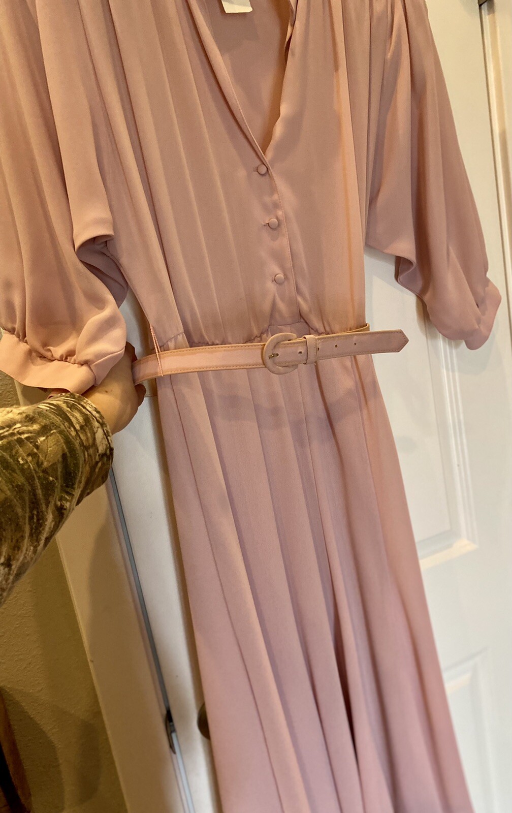 Vintage 1980’s Petites By Willi Pink Belted Secretary Dress Women’s W/ Nylons