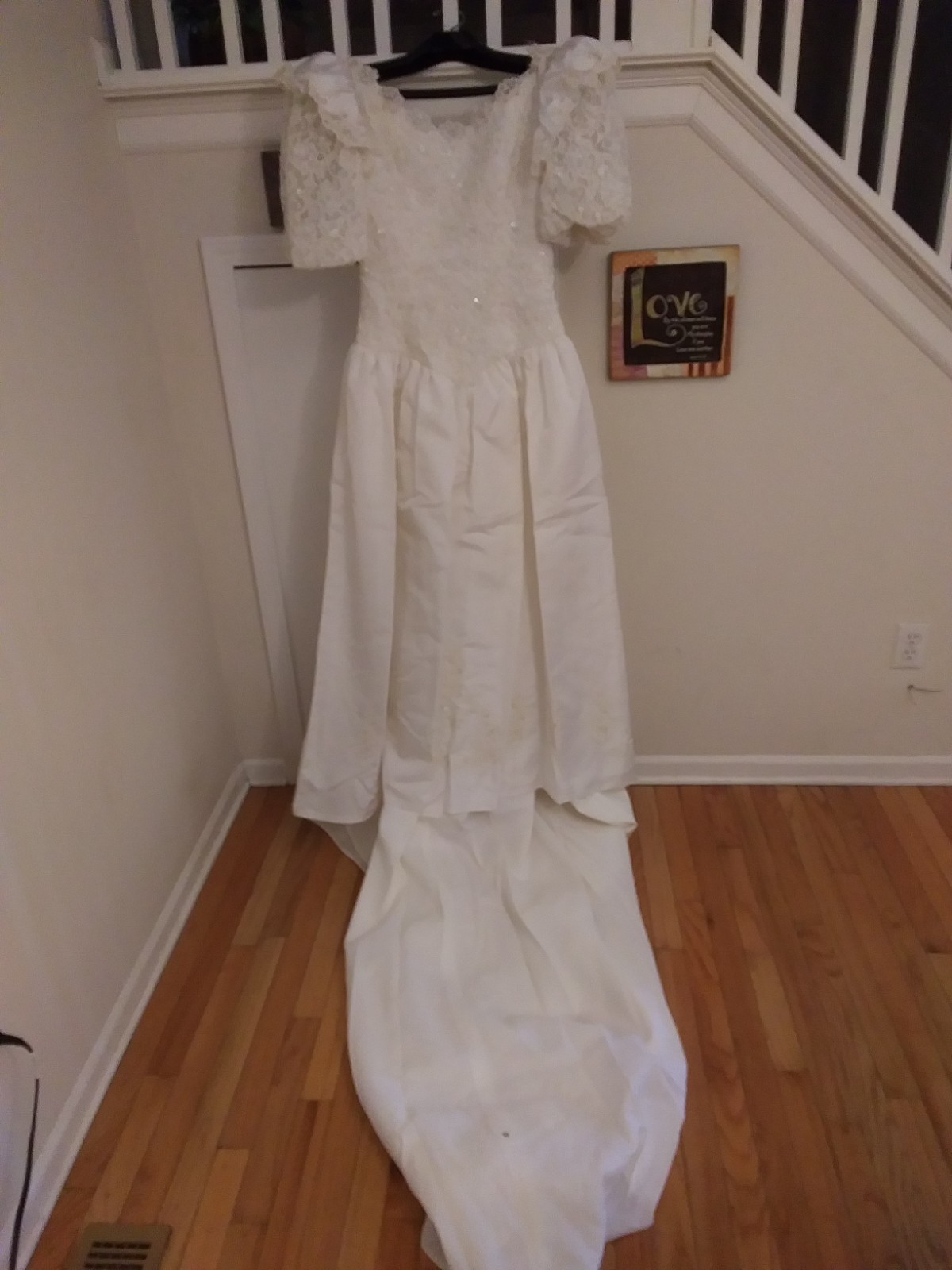 ILGWU Vintage 1970’s Satin Lace Bodice Long Train Princess Style Wedding Dress M