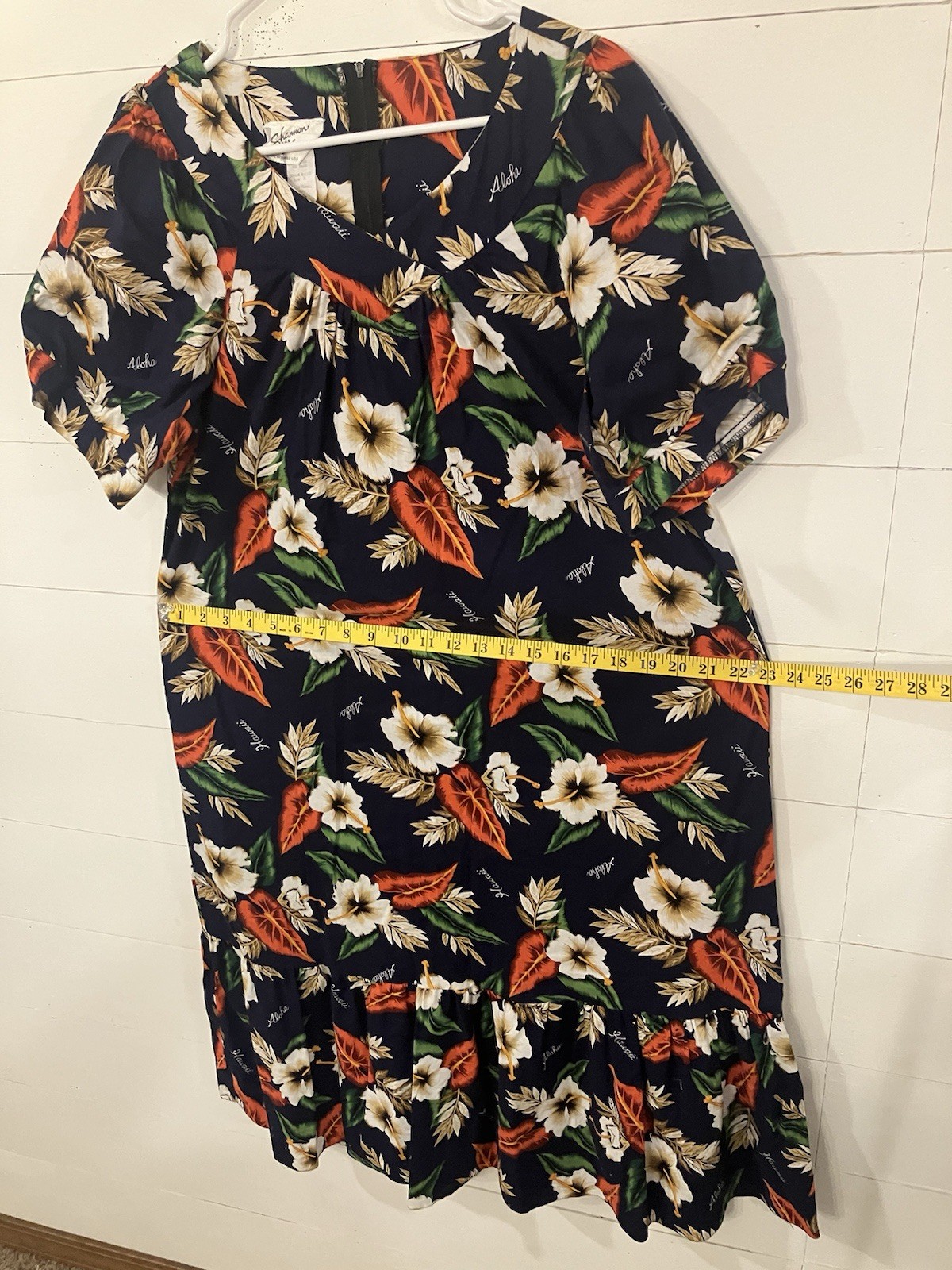 Vintage 70’s Shannon Marie Blue Floral Women’s Hawaiin Mu’mu Dress XL Talon Zip
