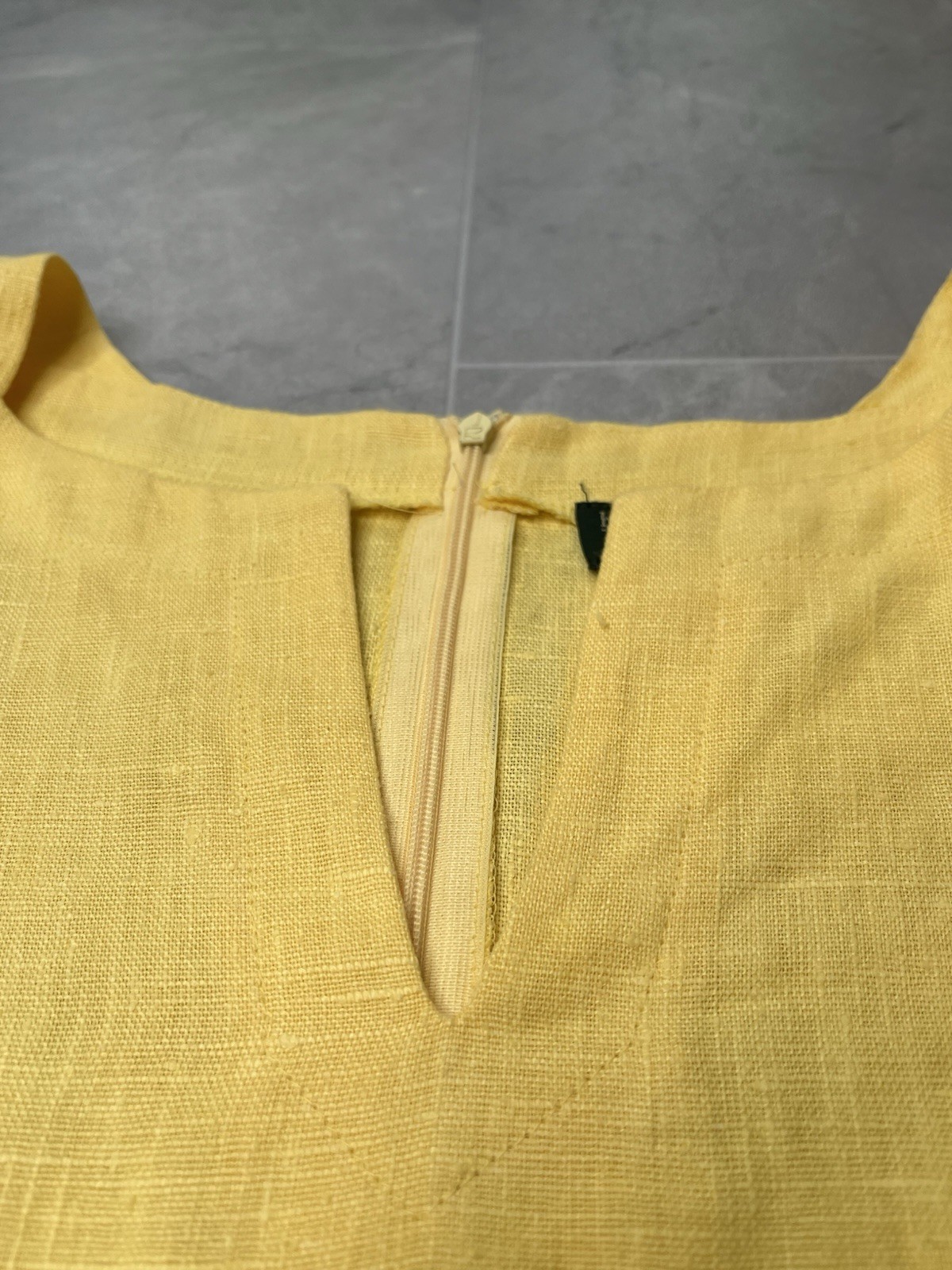 Harve Bernard by Benard Women’s Top Blouse Size 20W linen Back Zip Yellow New