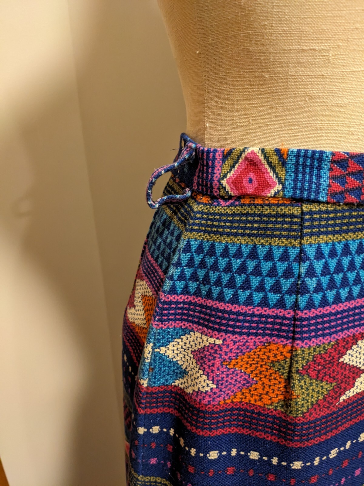 1960-70s maxi skirt vintage patterned vivid bright boho retro