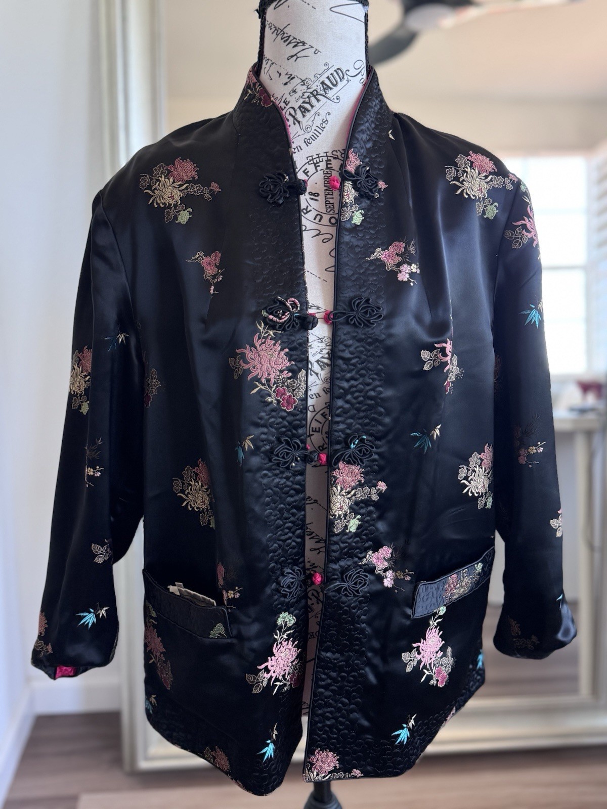 Vintage 80s Peony Shanghai Reversible Satin Floral Embroidered Brocade Jacket