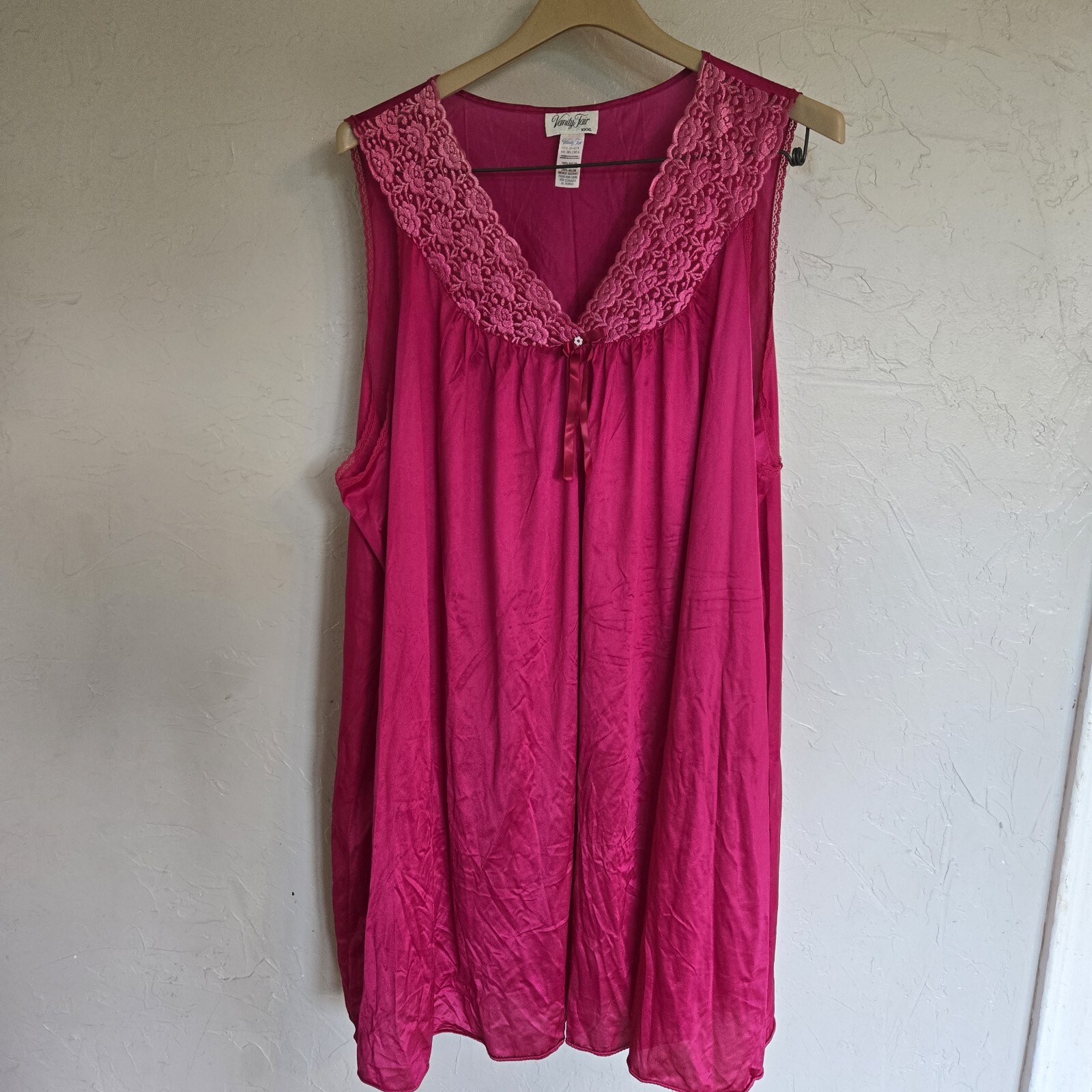 VTG Vanity Fair Sleeveless Nightgown HOT PINK Nylon Lace PLUS 3 XXXL