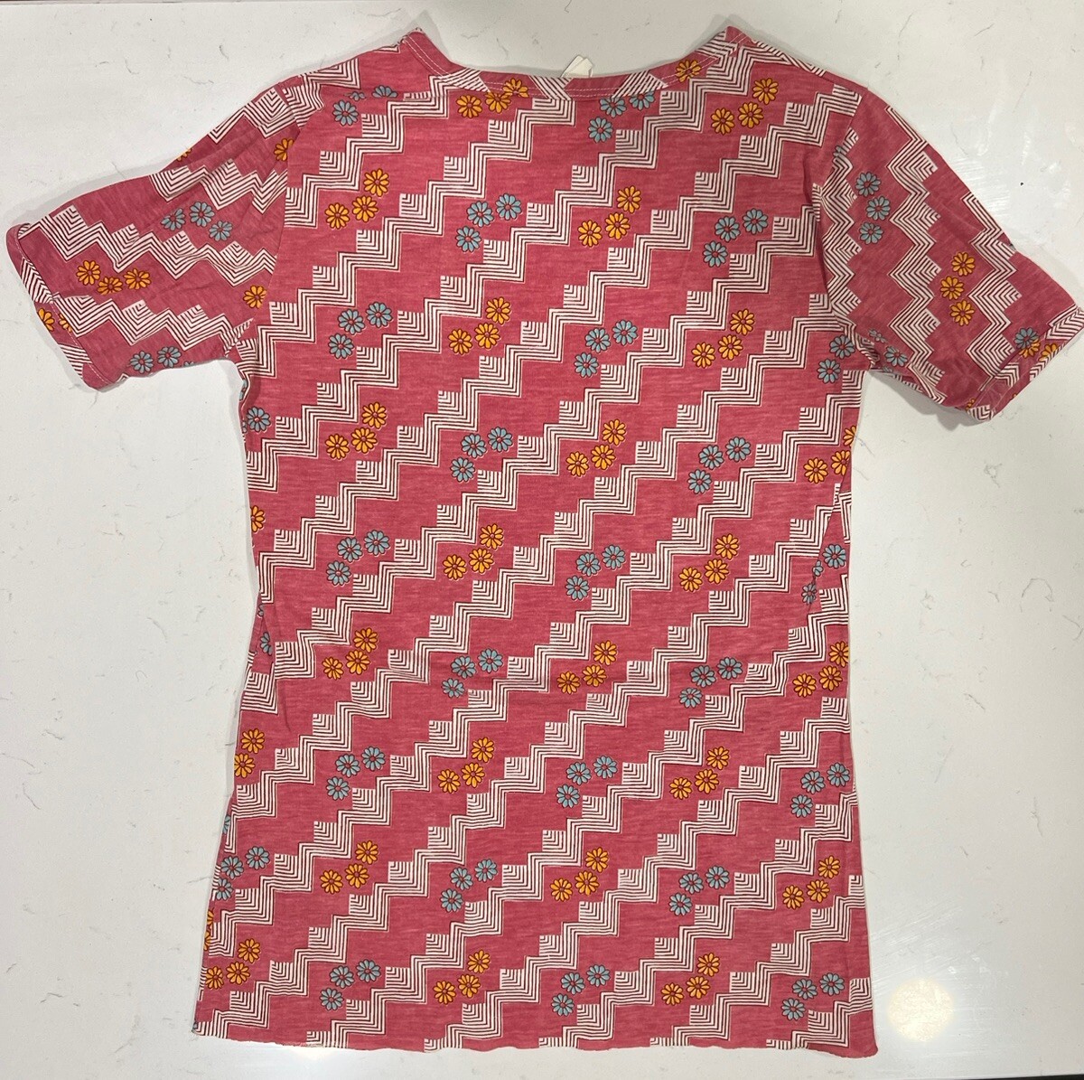Vintage 1970s Flower Power T-shirt Retro Hippie S