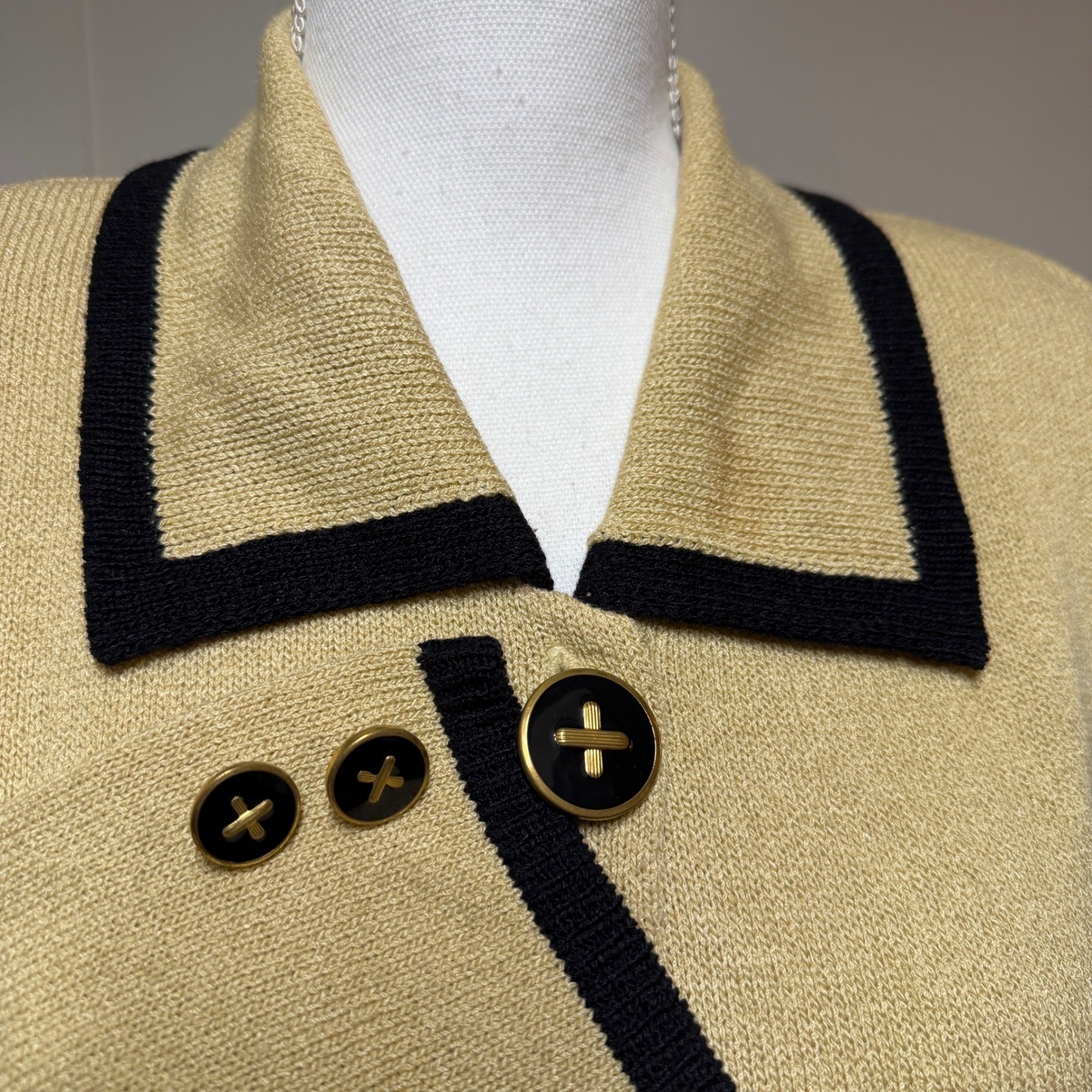 Laura by Alyzia Vintage Tan Black Knit Cardigan Gold Button Sweater Size L USA