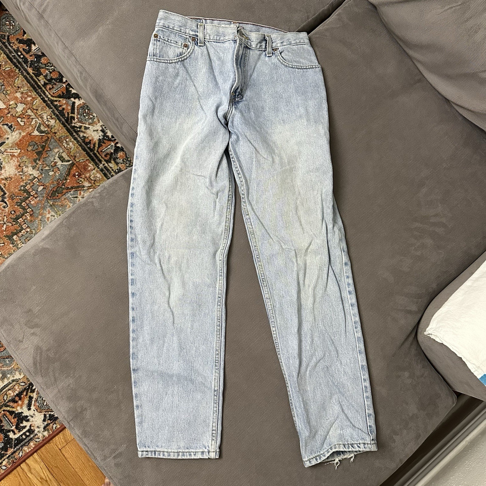 Vintage Levis Jeans 550 Women’s 12M Relaxed Fit Tapered Leg Red Tab 30×32