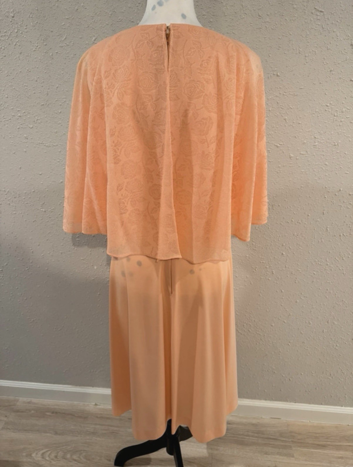 Vintage 70’s Peach Lace Cape Dress Midi Small