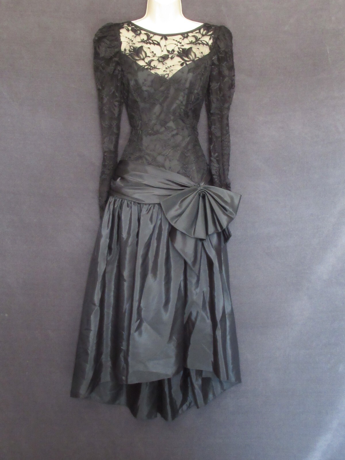 Totally 80’s Vintage Black Wedding Lace Sweetheart Hi Low Rocker Gothic Dress 10