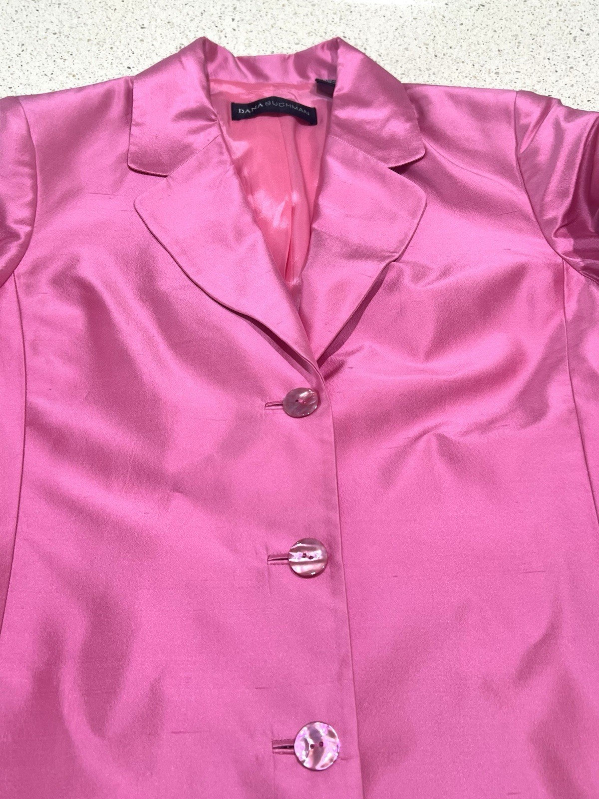 Dana Buchman 100 %Silk Blazer Fushia Business Party Casual Size 8 Pre-own