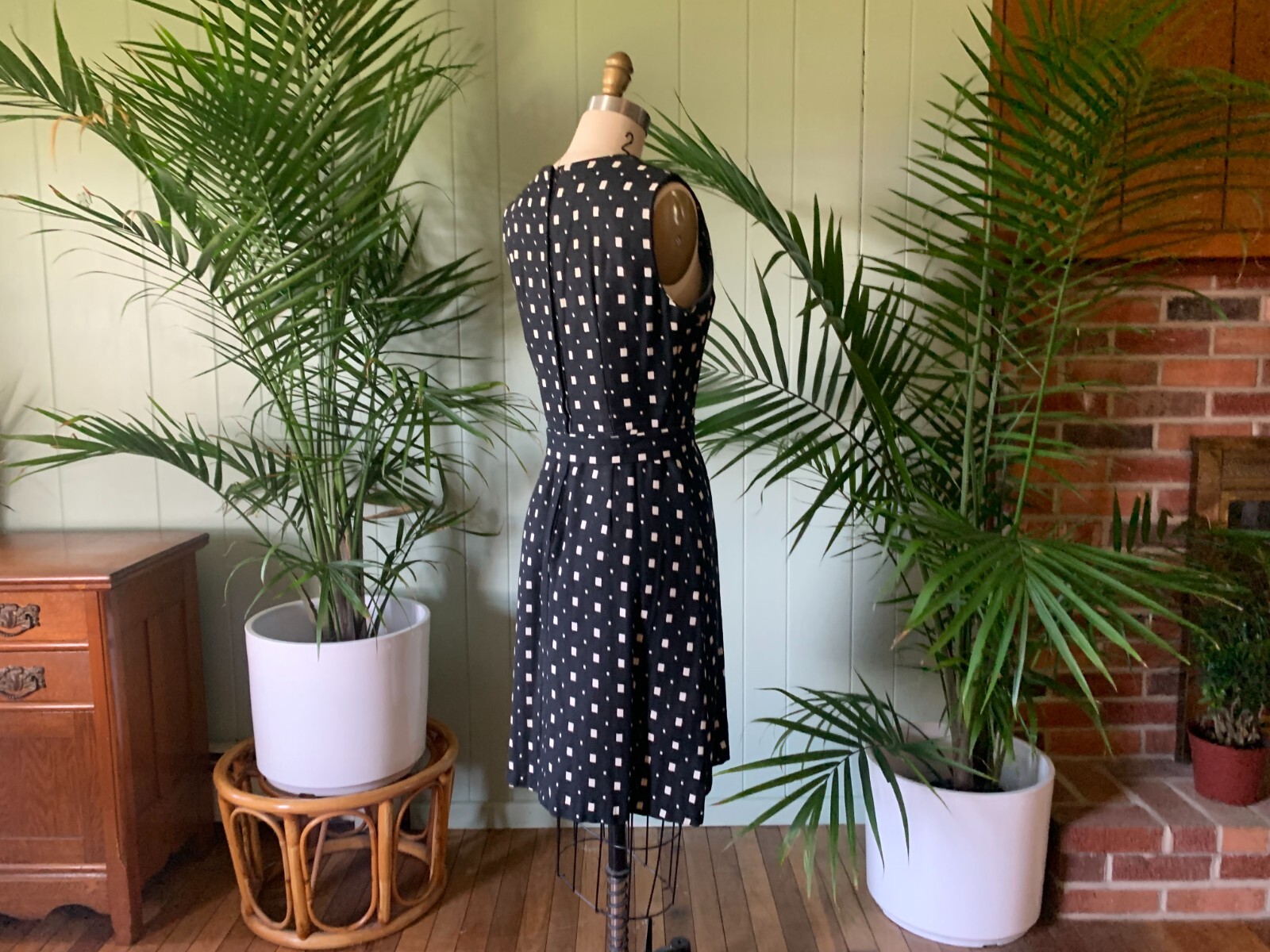 Vintage 1960s Black and Ivory Check Sleeveless Cotton Linen Look Dress