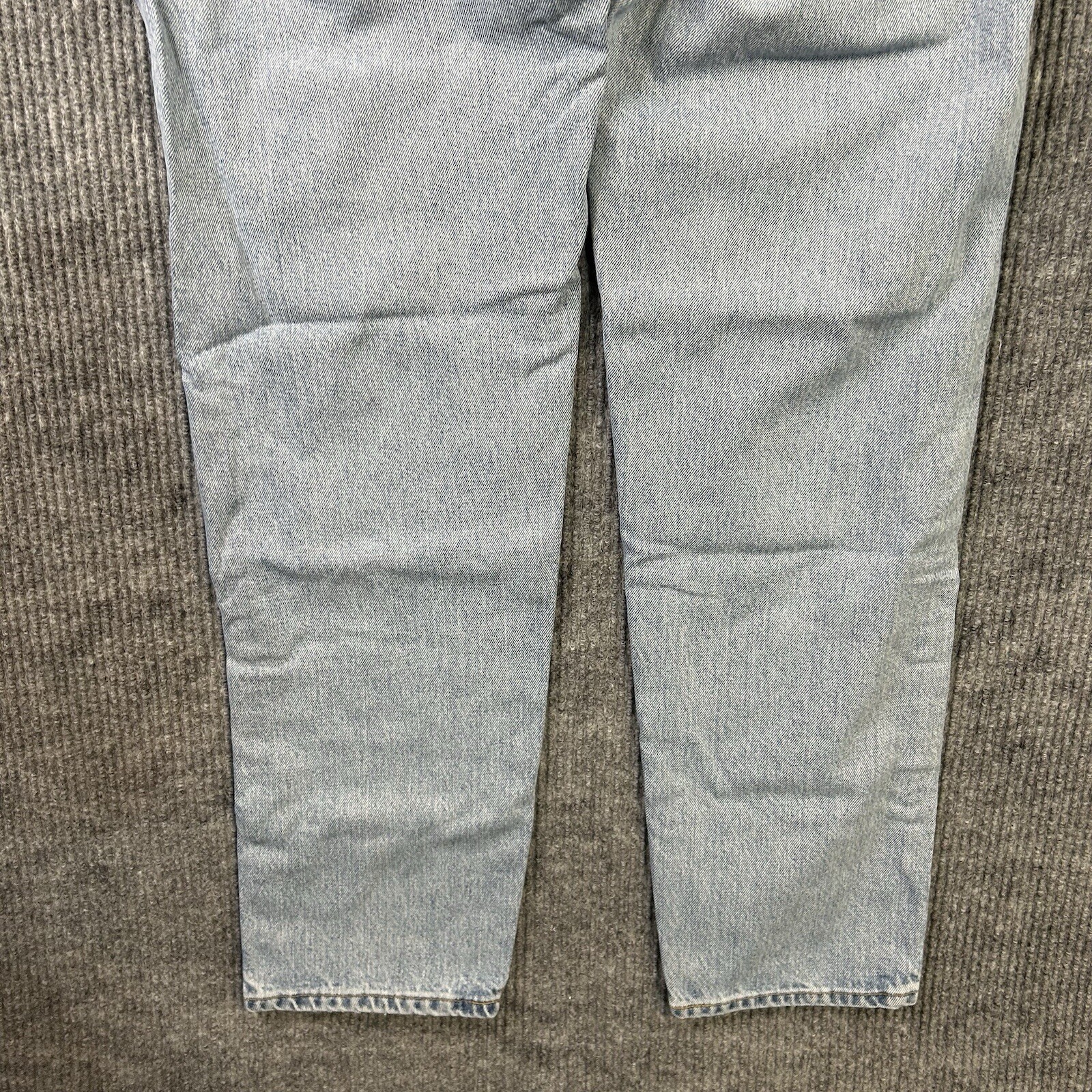 Vintage Levis Jeans 556 Women’s 32/32 Guys Fit Straight Leg