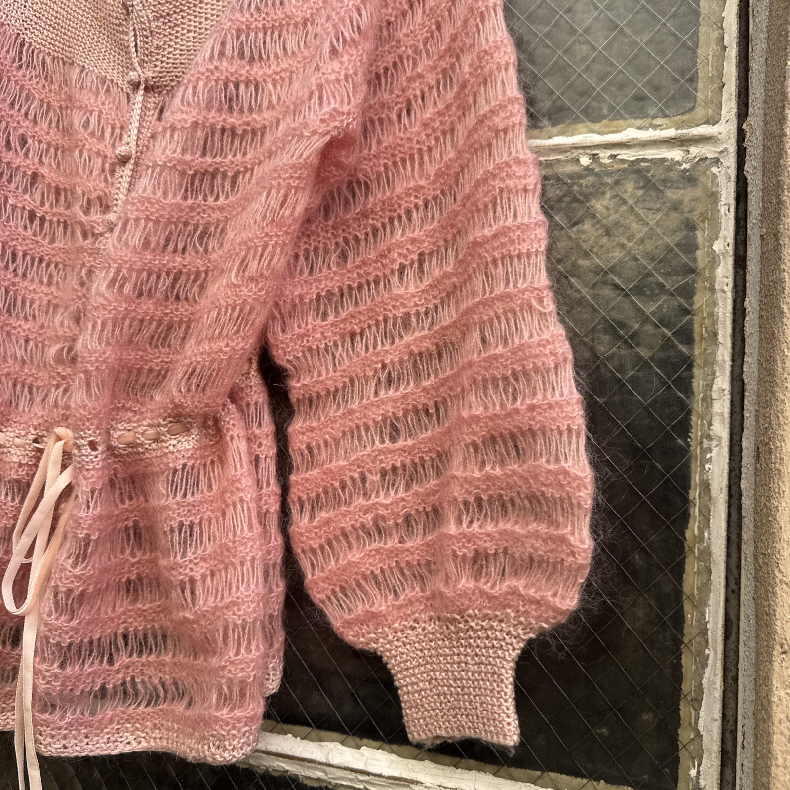 Vintage 1930s Pink Mohair Knit Wool Sweater Cardigan Balloon Sleeves Dress Top