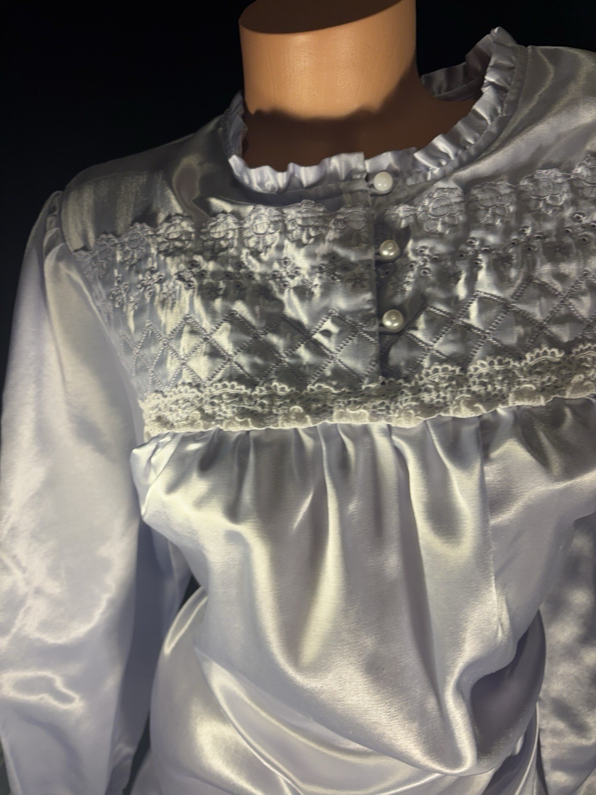 Vtg Satin Soft Lilac Quilted Long White Lace Pearl Frilly Nightie Nightgown XL