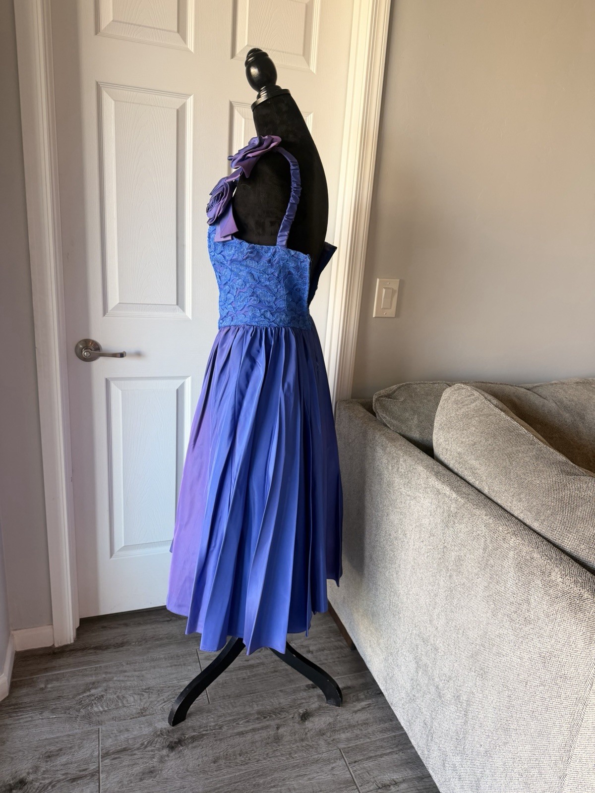 Vintage 1980s HW Collections One Shoulder Blue Purple Lace Satin Ball Gown 5-6