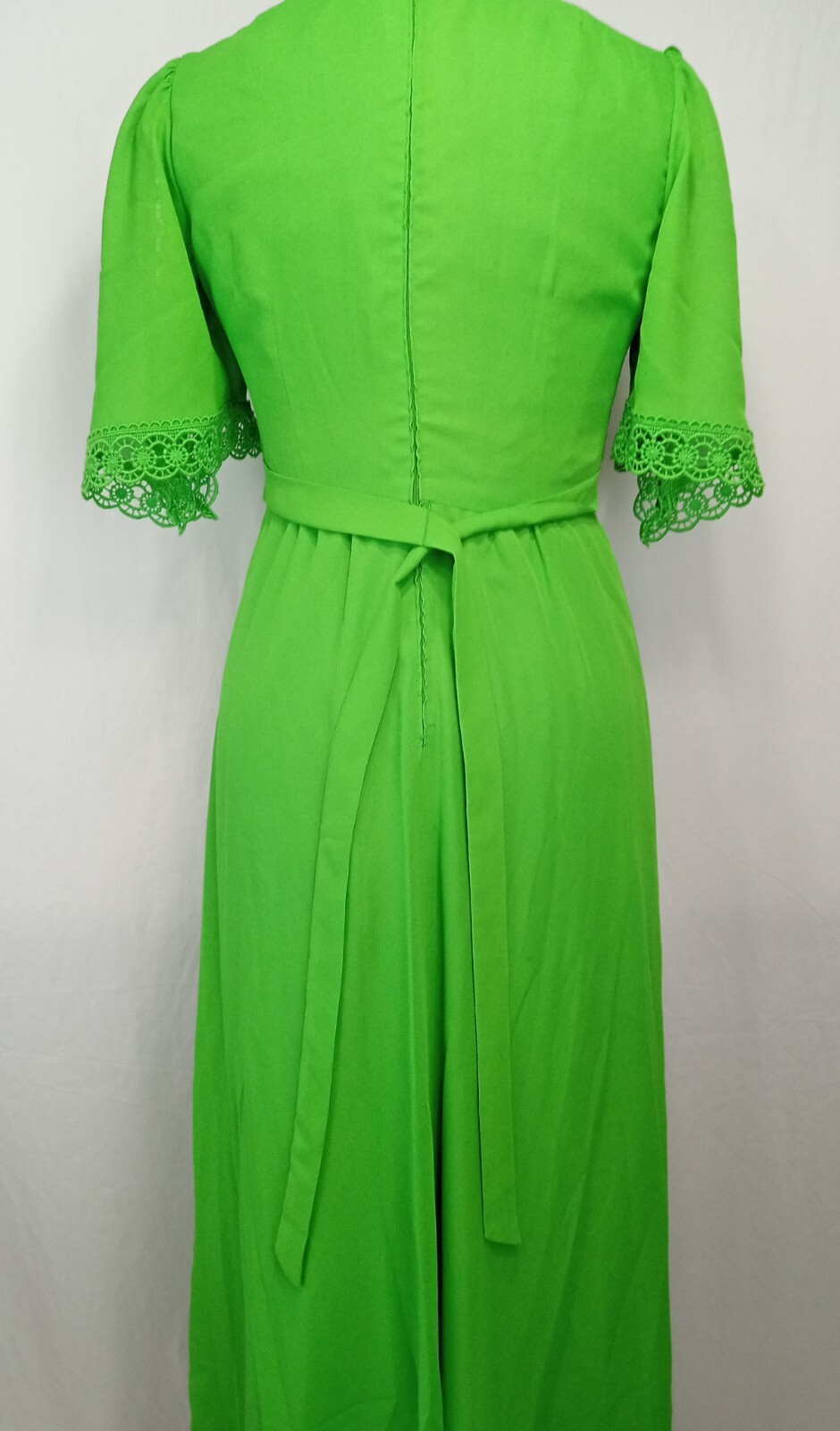 German Vintage 1970’s Women’s Green Evening Soiree Long Tall Dress 12