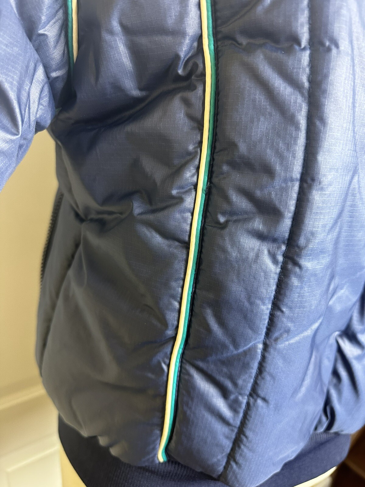 Mountain Goat Ski wear Skiwear Size Large Navy Puffer Jacket Down Vintage Womens