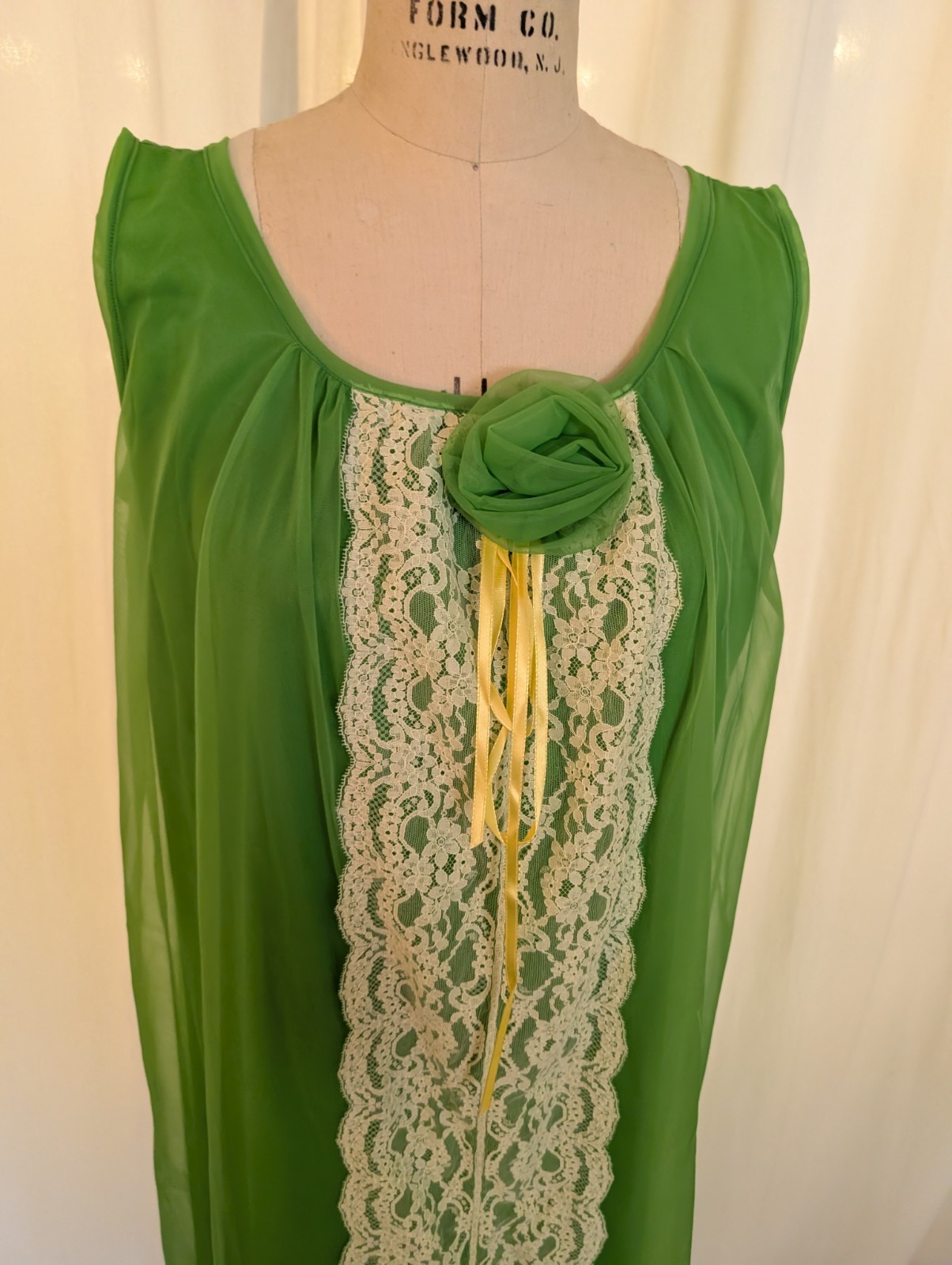 Vintage 1960s Lime Green Nightgown Size XL Full Length Maxi Lace Rosette Sheath