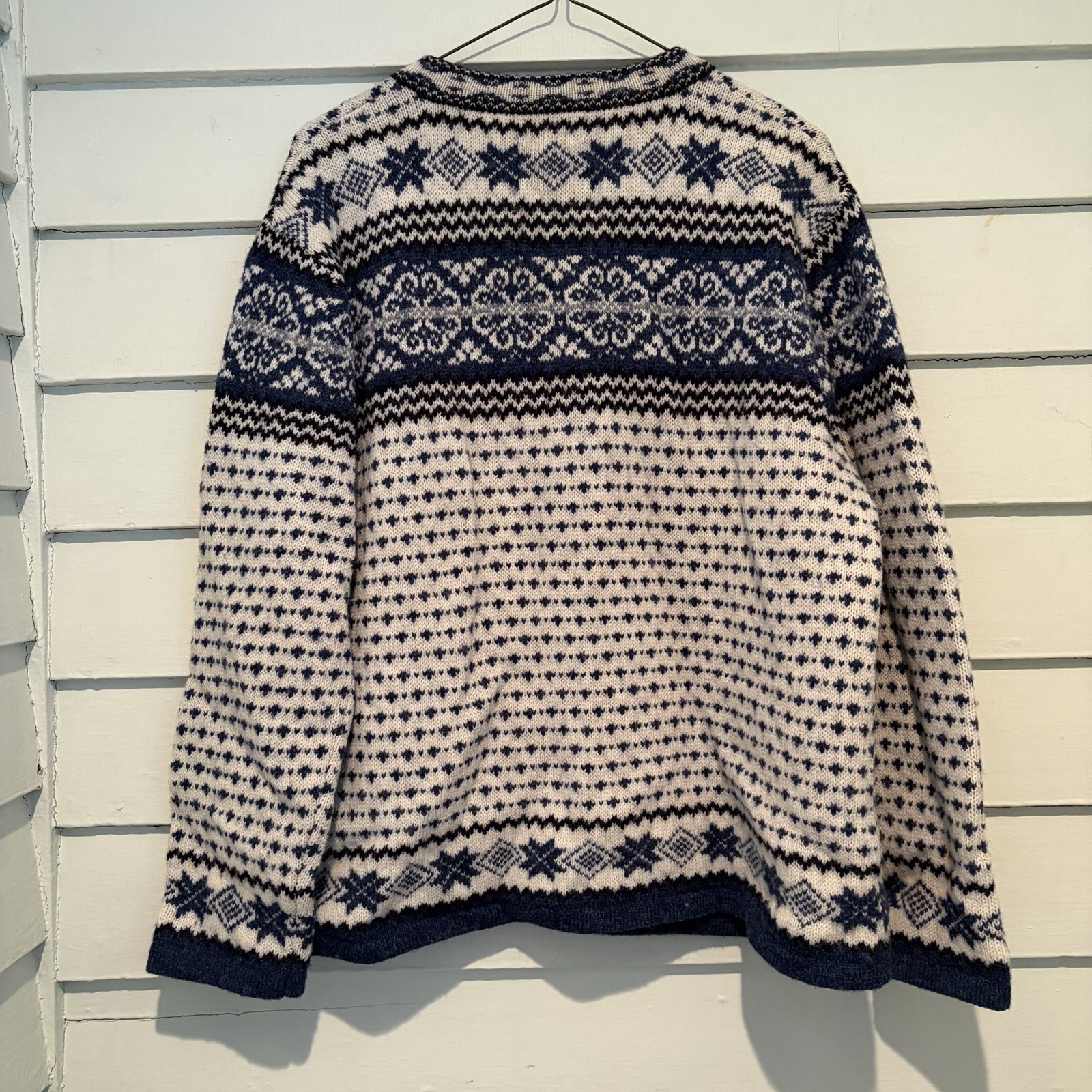 Vintage Cambridge Dry Goods 100% Wool Sweater Metal Clasps Navy Nordic Fairisle