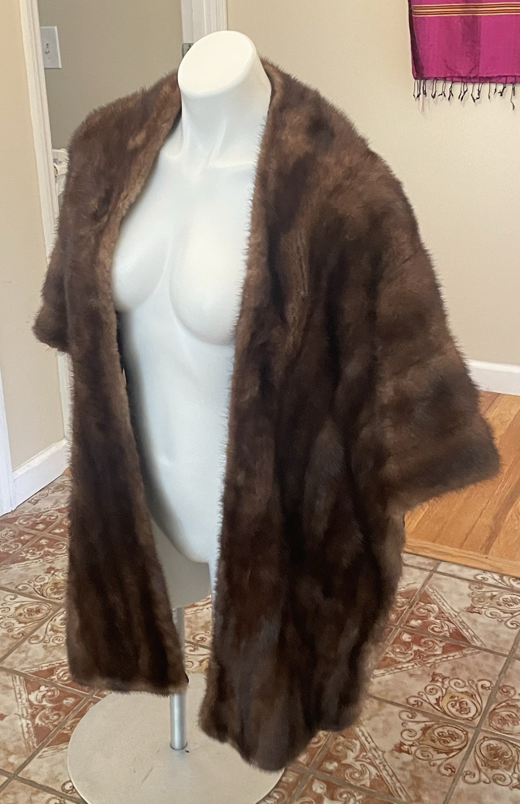 Vintage One Size Mink Real Fur Stole Shoulder Cape Wrap Brown Satin Lined