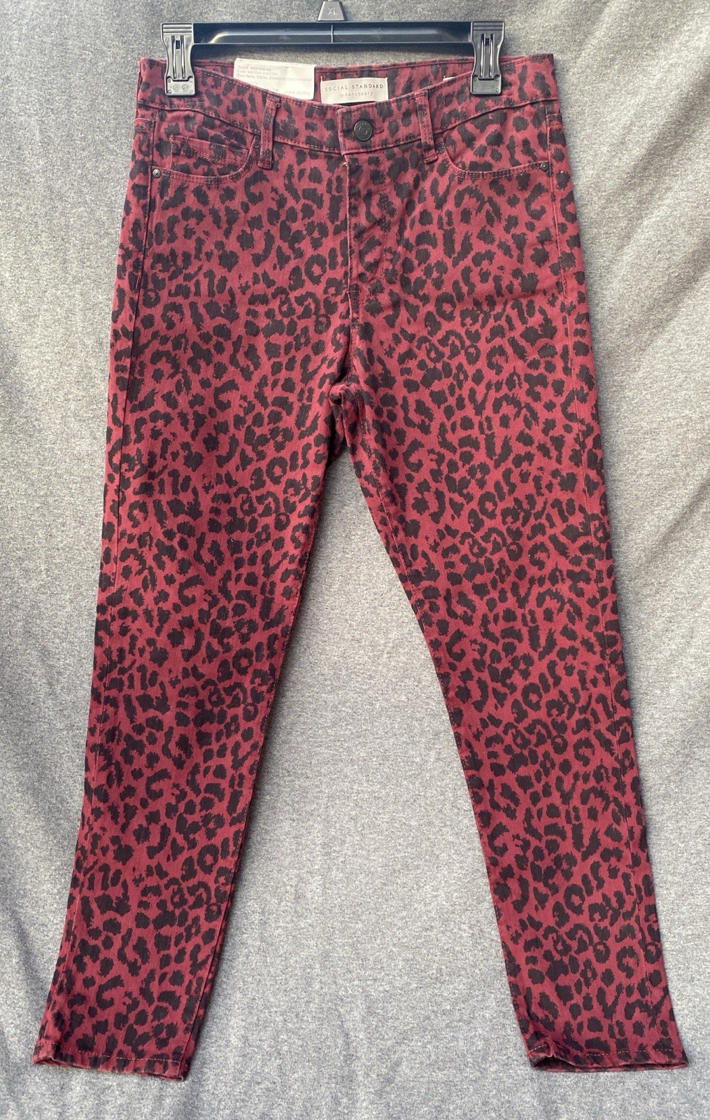 Maroon Cheetah Skinny Jeans Sz 4 By Social Standard New With Tags