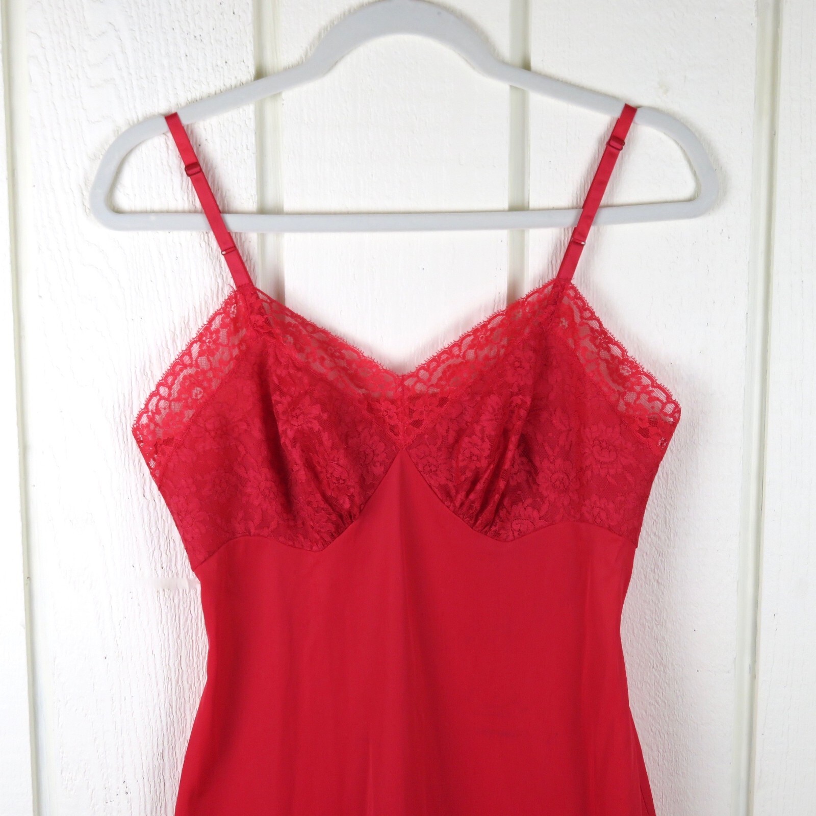 Vintage Vanity Fair Night Gown Nylon Tricot Lace Red 34 T