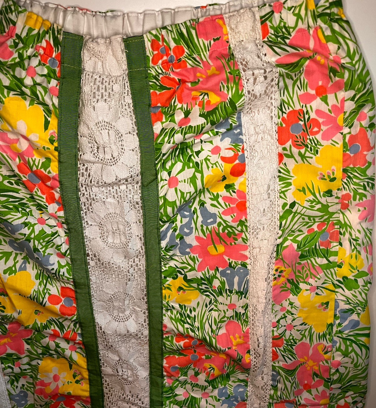 Vintage 70s MR HANK Pink & Green Floral Patchwork Skirt Eyelet Cottagecore L/XL