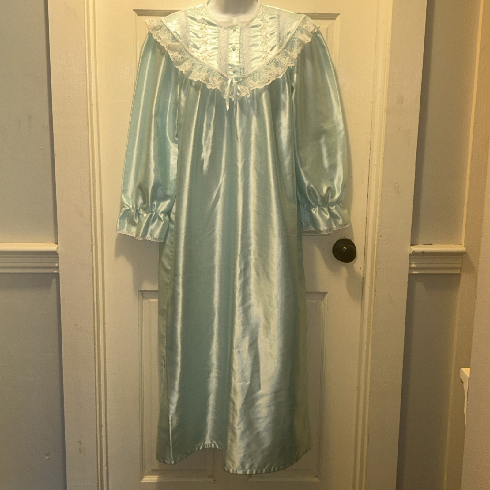 Vintage Victorian Nightgown Lace Collar Cottage Core Romantic Blue