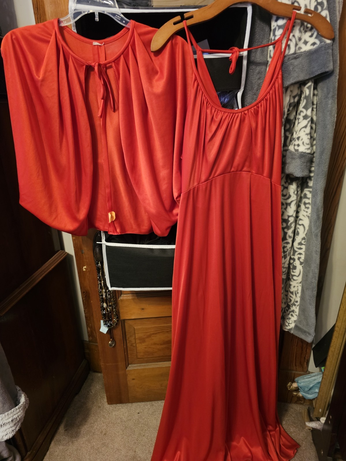 True Vintage Unbranded 1970s Caolet Dress Long Red Disco Evening Caplet Size…