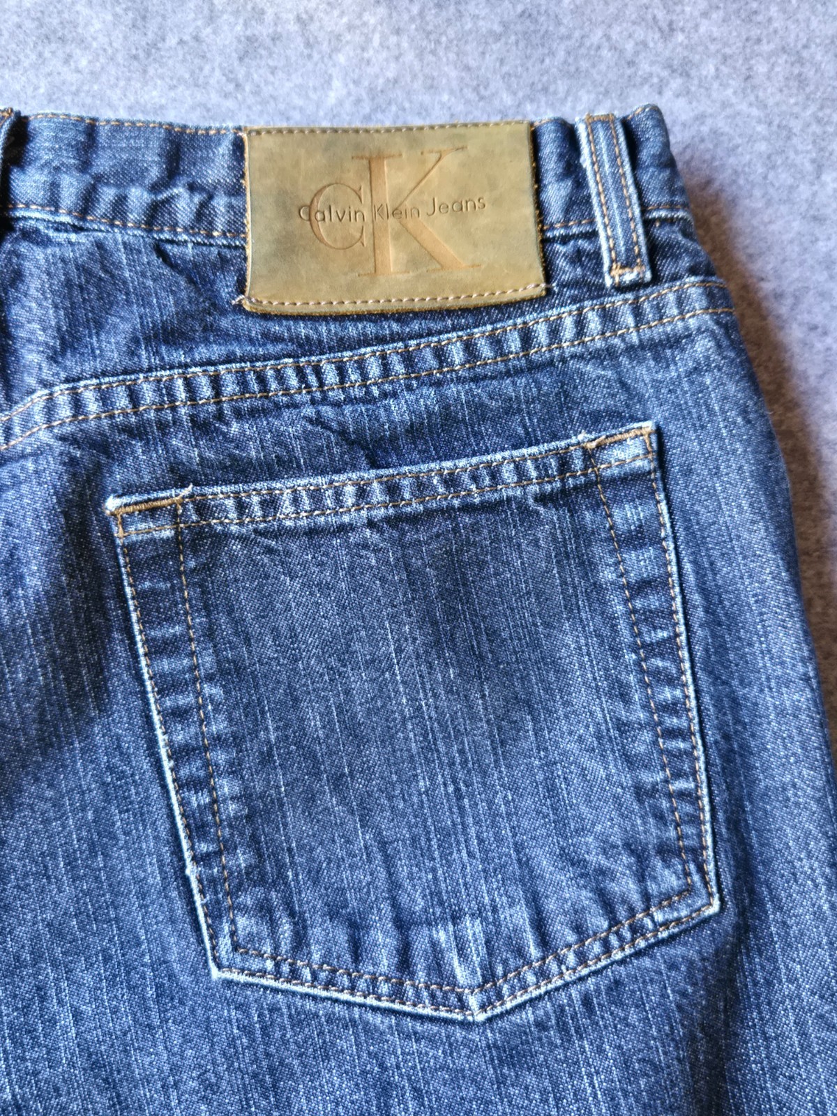 Calvin Klein Jeans Women’s Low Rider Strait Leg Medium Blue Wash Size 10 (32×29)