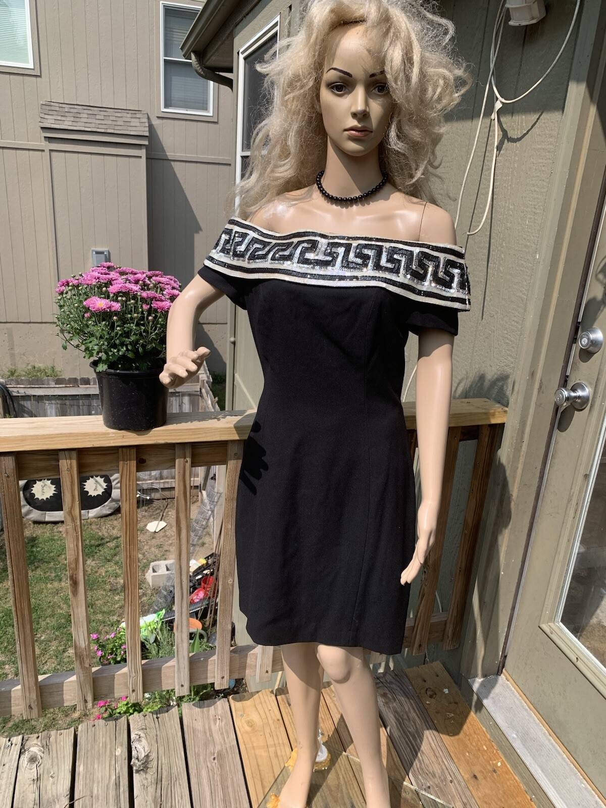 Vintage 90’s A.J. Bari 10 Greek Sequined Off Shoulder Black Party Cocktail Dress