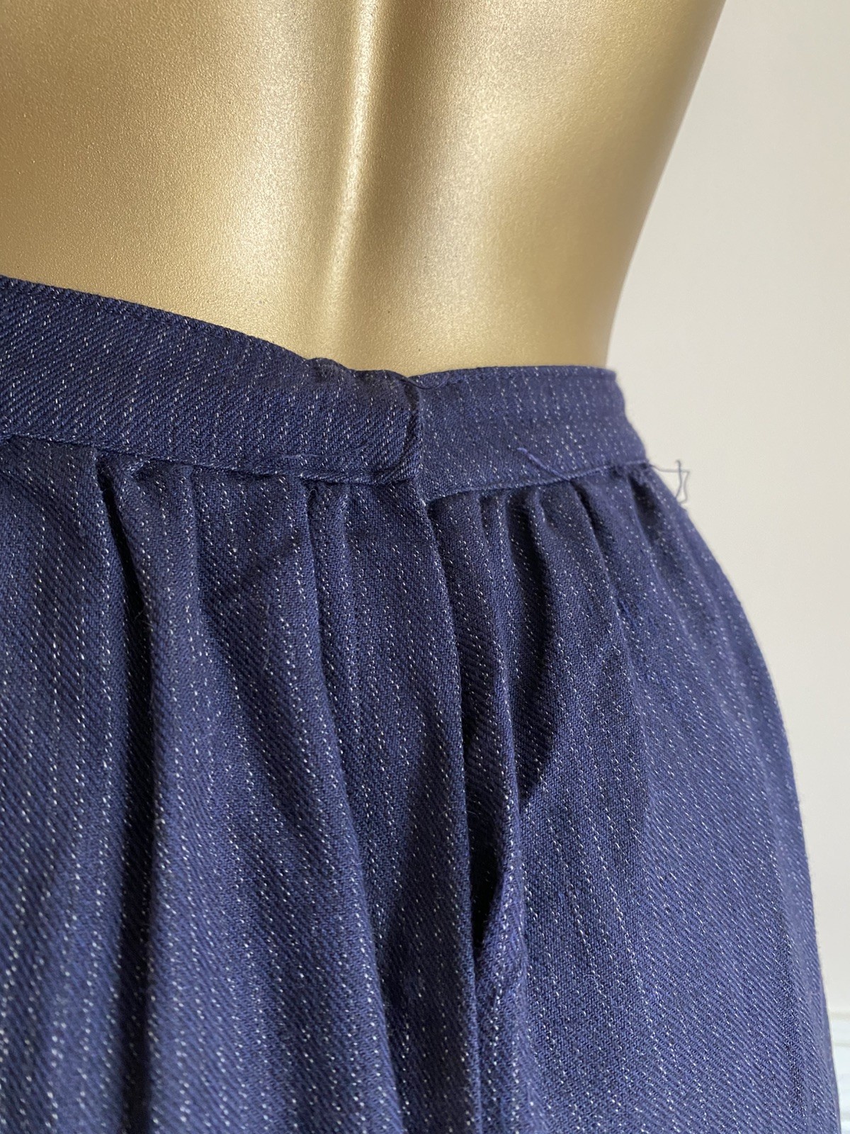 Antique 1800s early 1900s French Indigo Dyed Walking Skirt Chore Petticoat