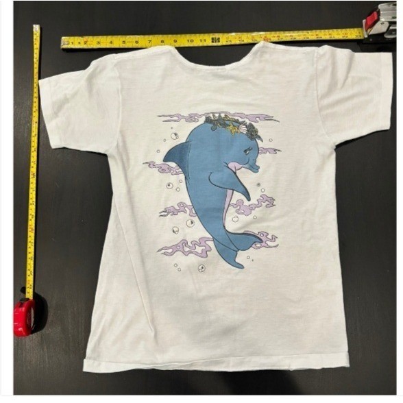 Vintage Sea World Dolly Dolphin Graphic T-Shirt White Double Sided 80s 90s Tee