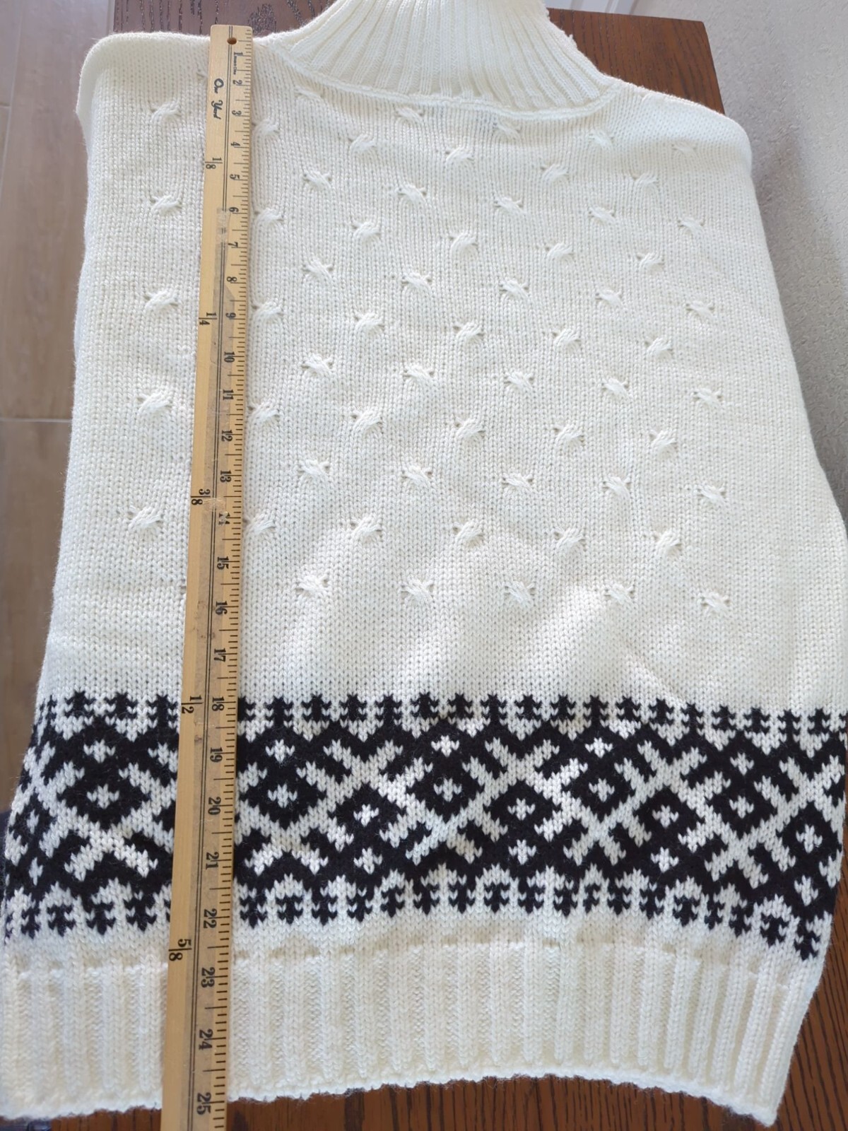 Vintage JOLIE Nordic Sweater With Turtleneck & Black Geometric Pattern sz M / L