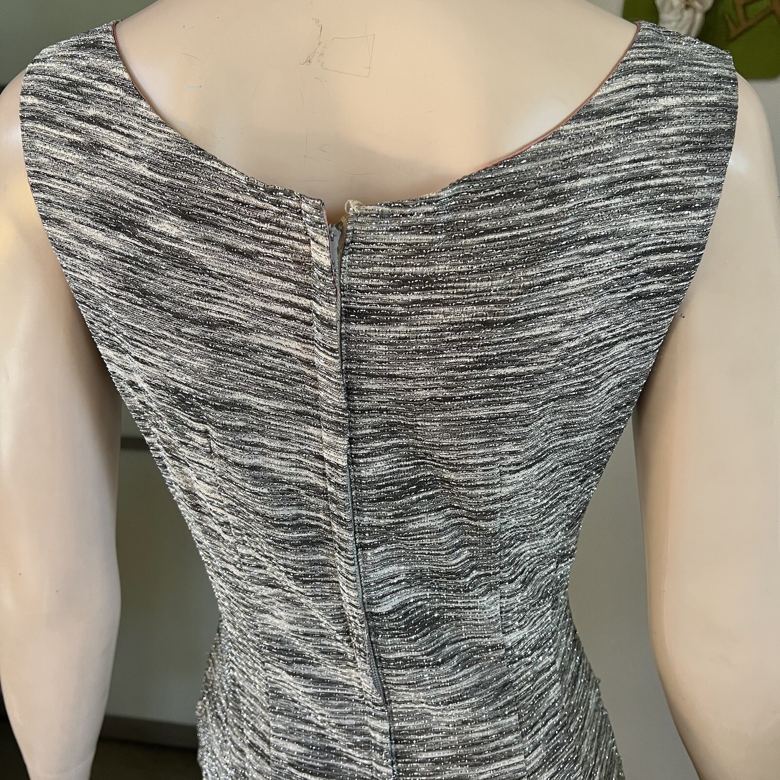 1950s Vintage Gray And Silver Lurex Dress With Bow Front 26w