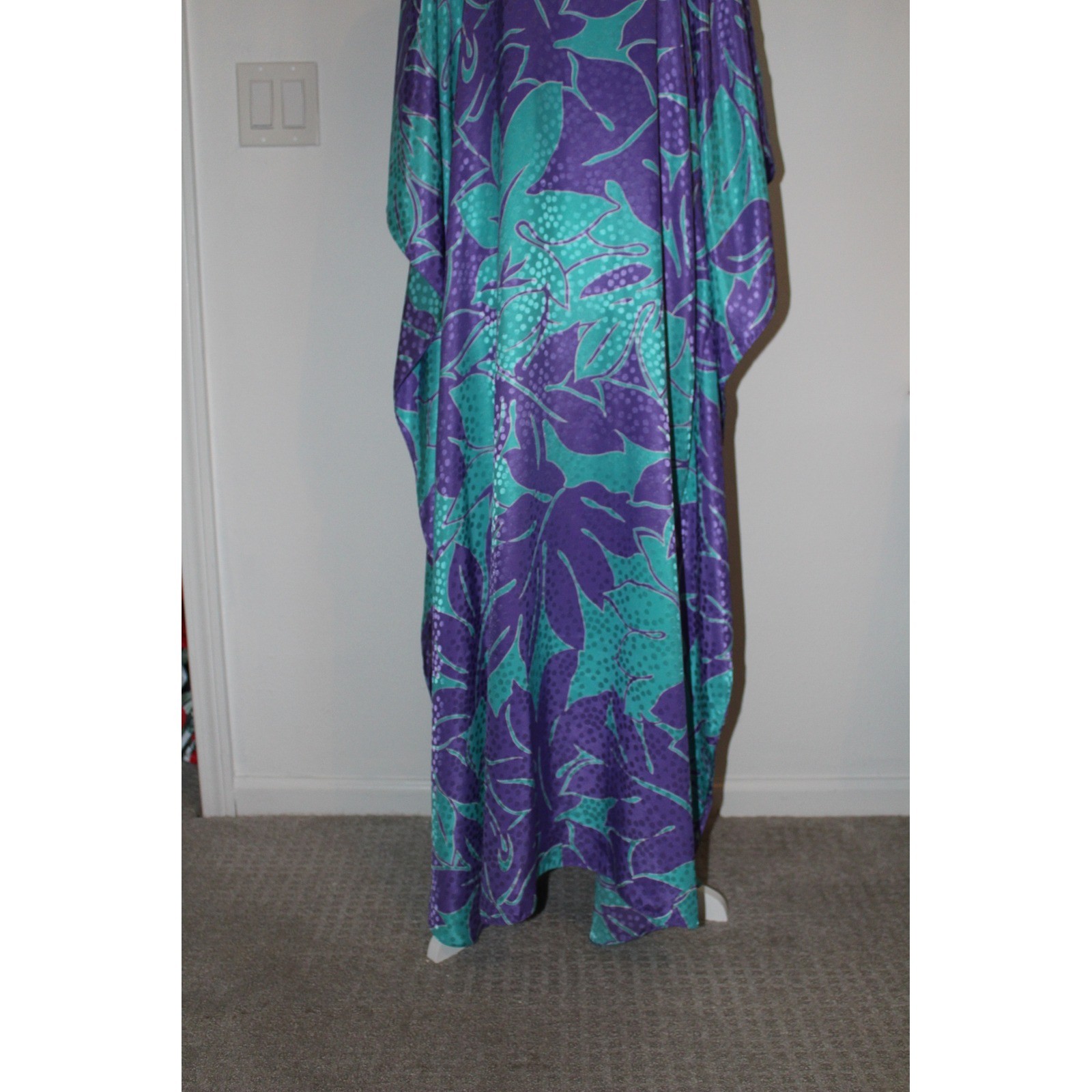 VTG Morgan Taylor Caftan Gown Purple Teal Tropical Satin Women’s Mumu Coverup OS