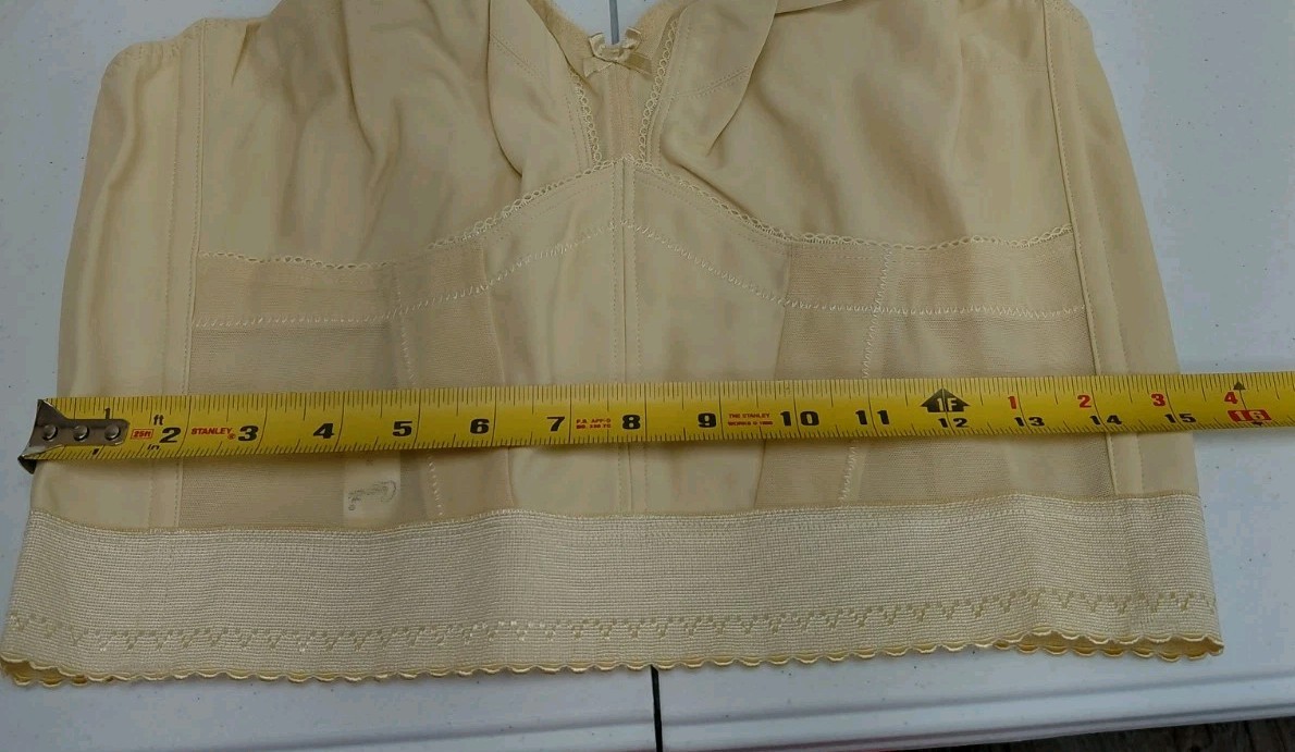 Vintage Crown-nette Longline Beige Bra Size 42C