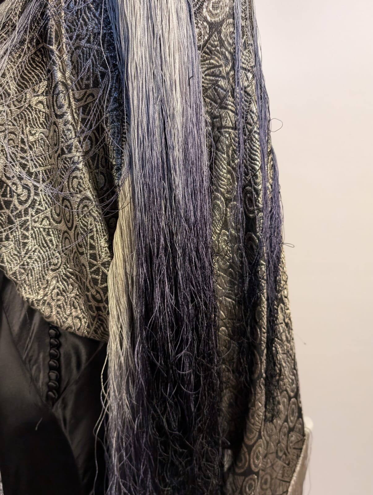 ART DECO 1920’S METALLIC SILK LAME SHAWL FOR DRESS W OMBRE FRINGE