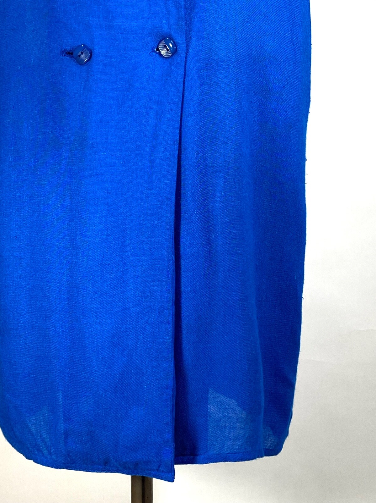 Vintage 1980’s- 90’s COBALT blue lightweight rayon/flax blend dress by Chenelli
