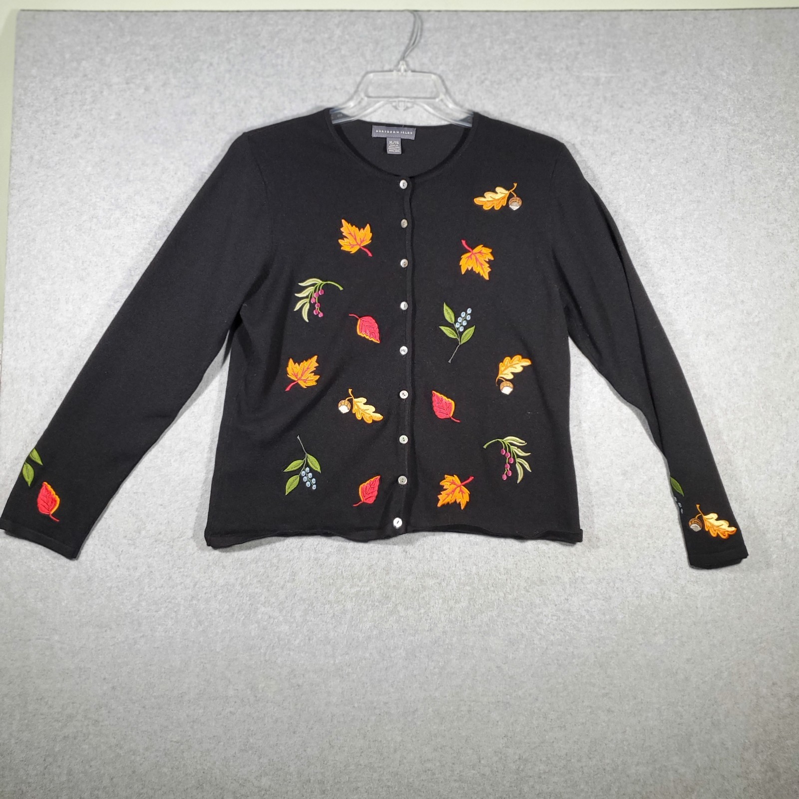 Signatures Northern Isles Vintage Embroidered By Hand Cardigan Sweater Size XL