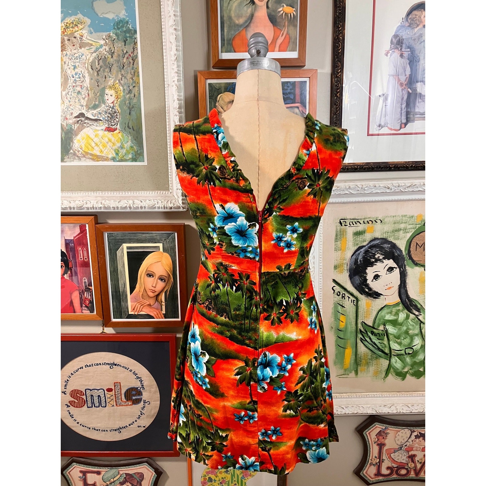 Hukilau Fashions 1960s Vintage Hawaiian Dress Multicolor Combed Cotton Floral