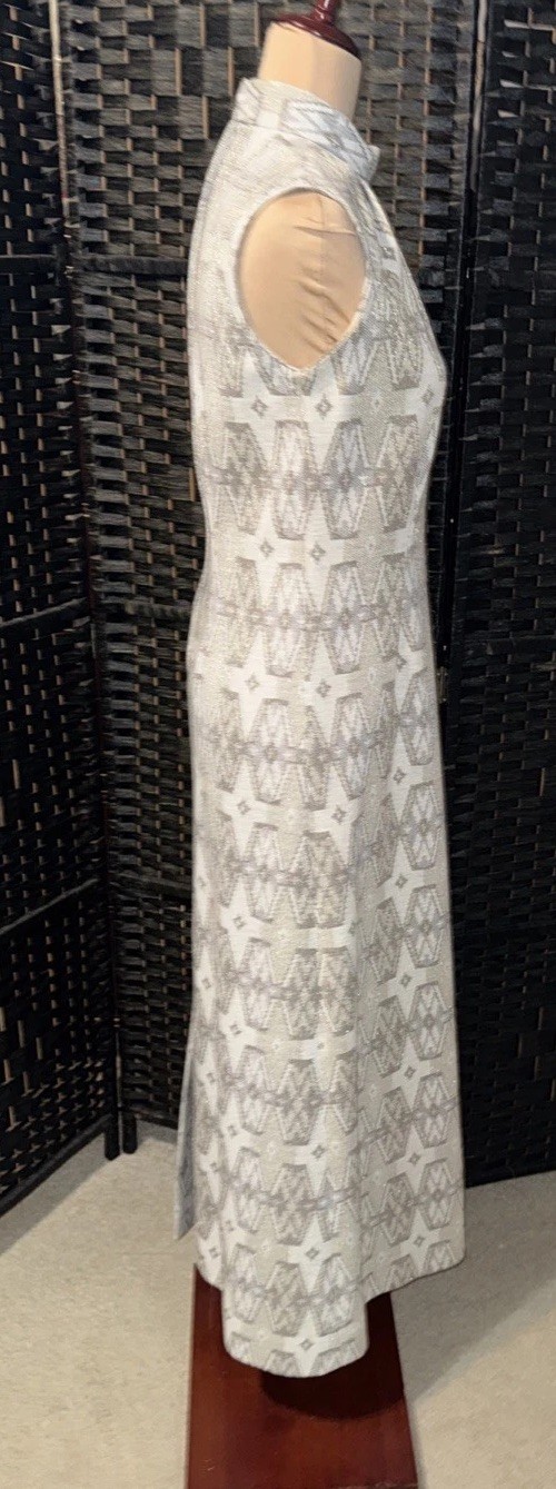 Vintage 1950-60’s Women J. Harlan Originals Silver Dress Size 12 Sleeveless