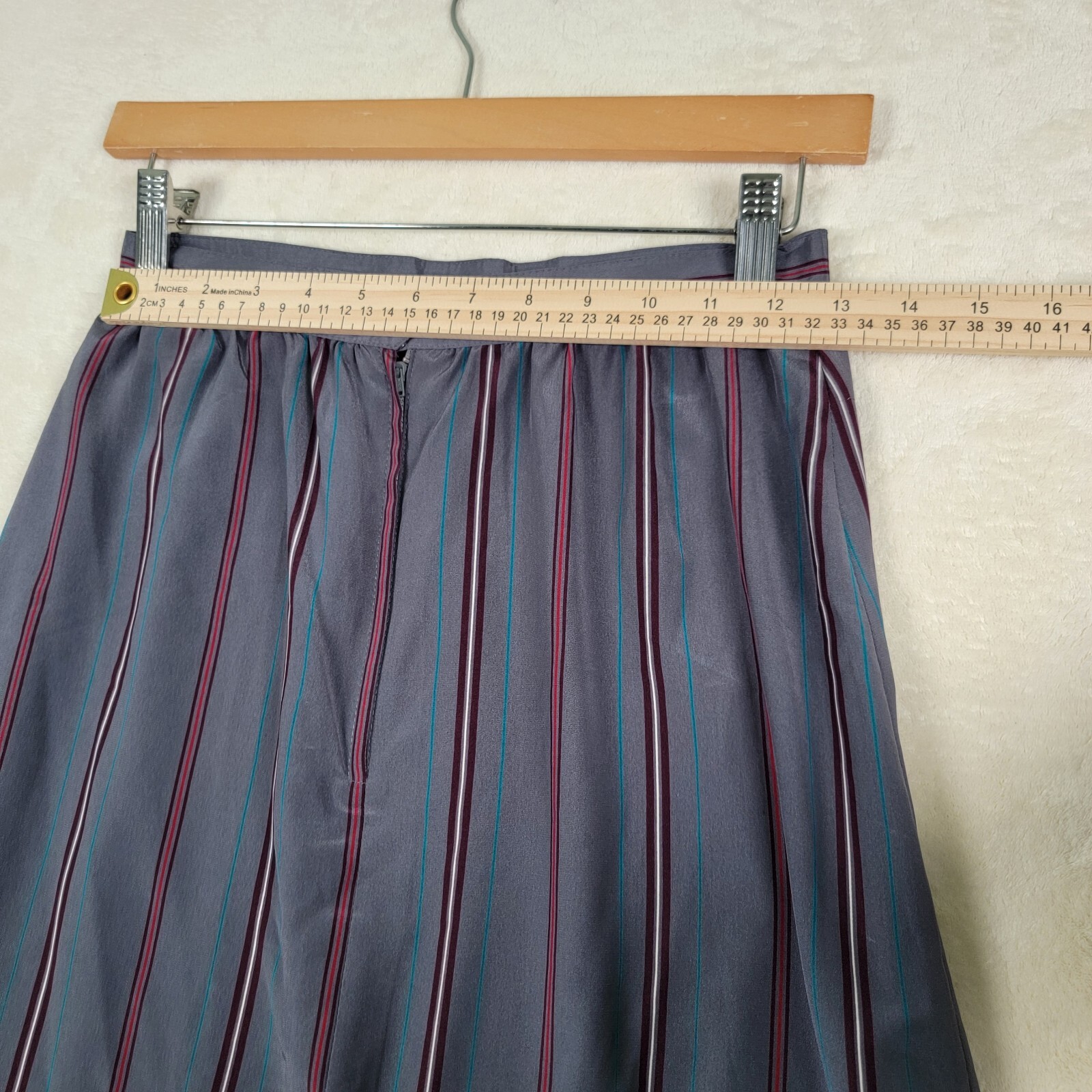 Vintage Stirling Cooper Gray With Red Pinstripes Pencil Skirt 7/8