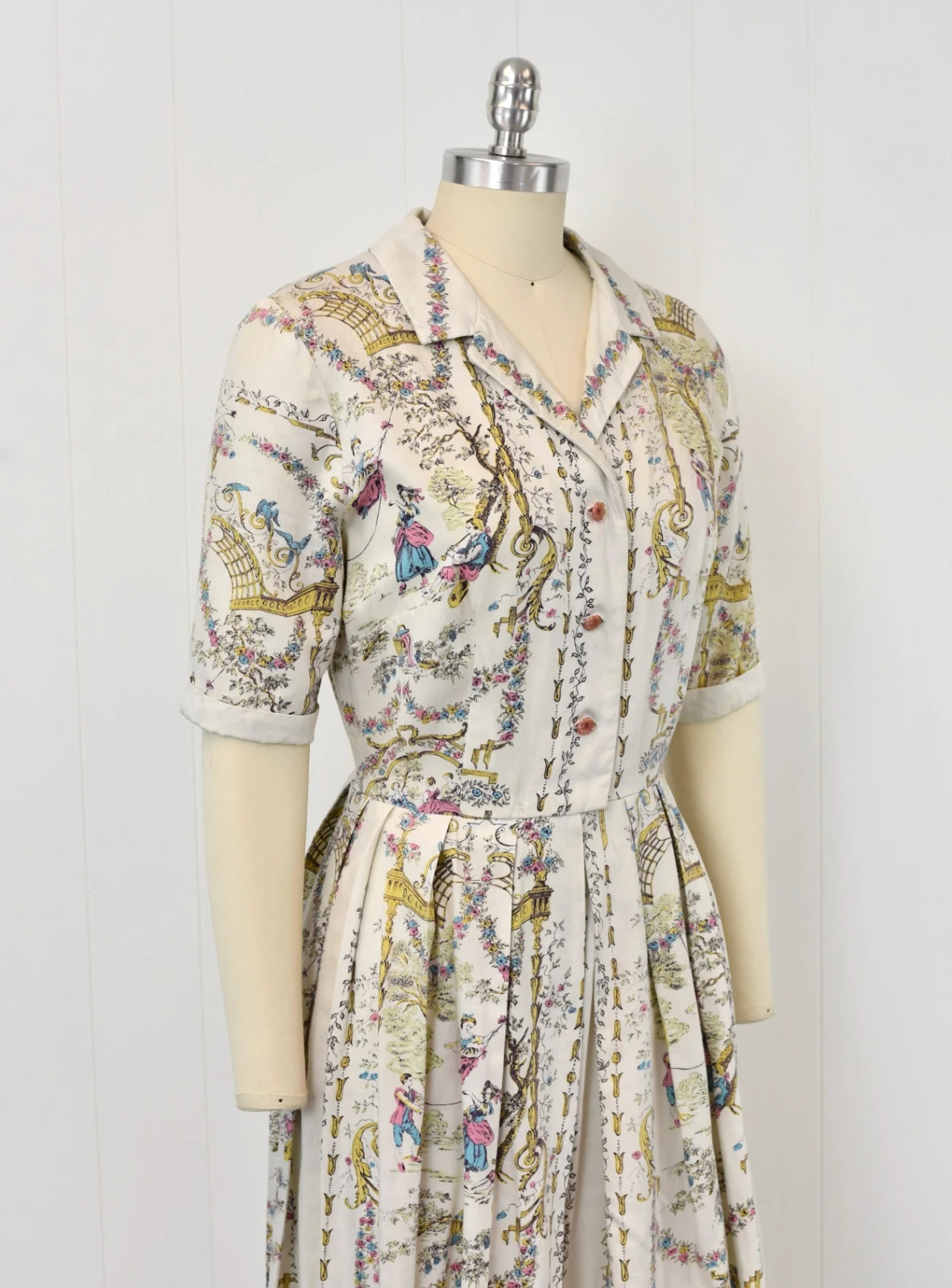 Vintage 1950s Rococo French Provincial Novelty Print Cotton Shirt Dress