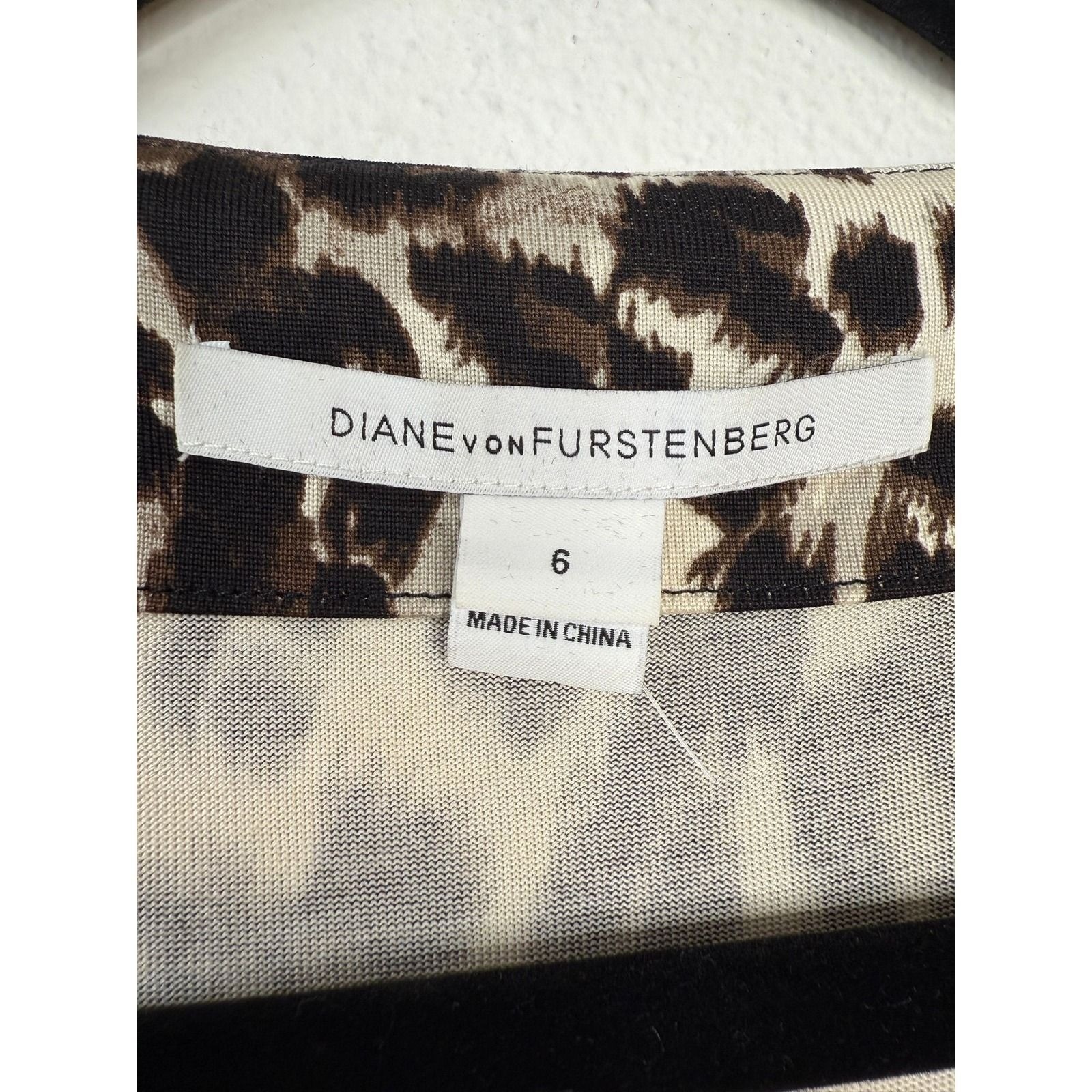 Diane von Furstenberg Leopard Silk Jersey Wrap Dress Brown Cream Size 6